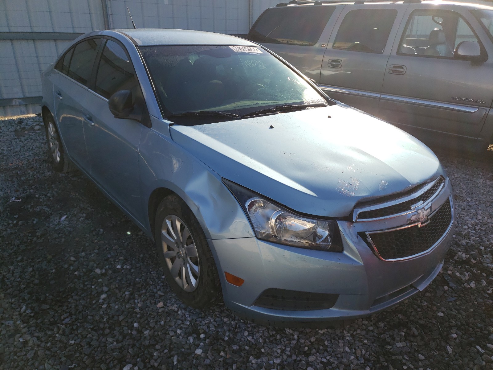 CHEVROLET CRUZE LS 2011 1g1pc5sh5b7305826