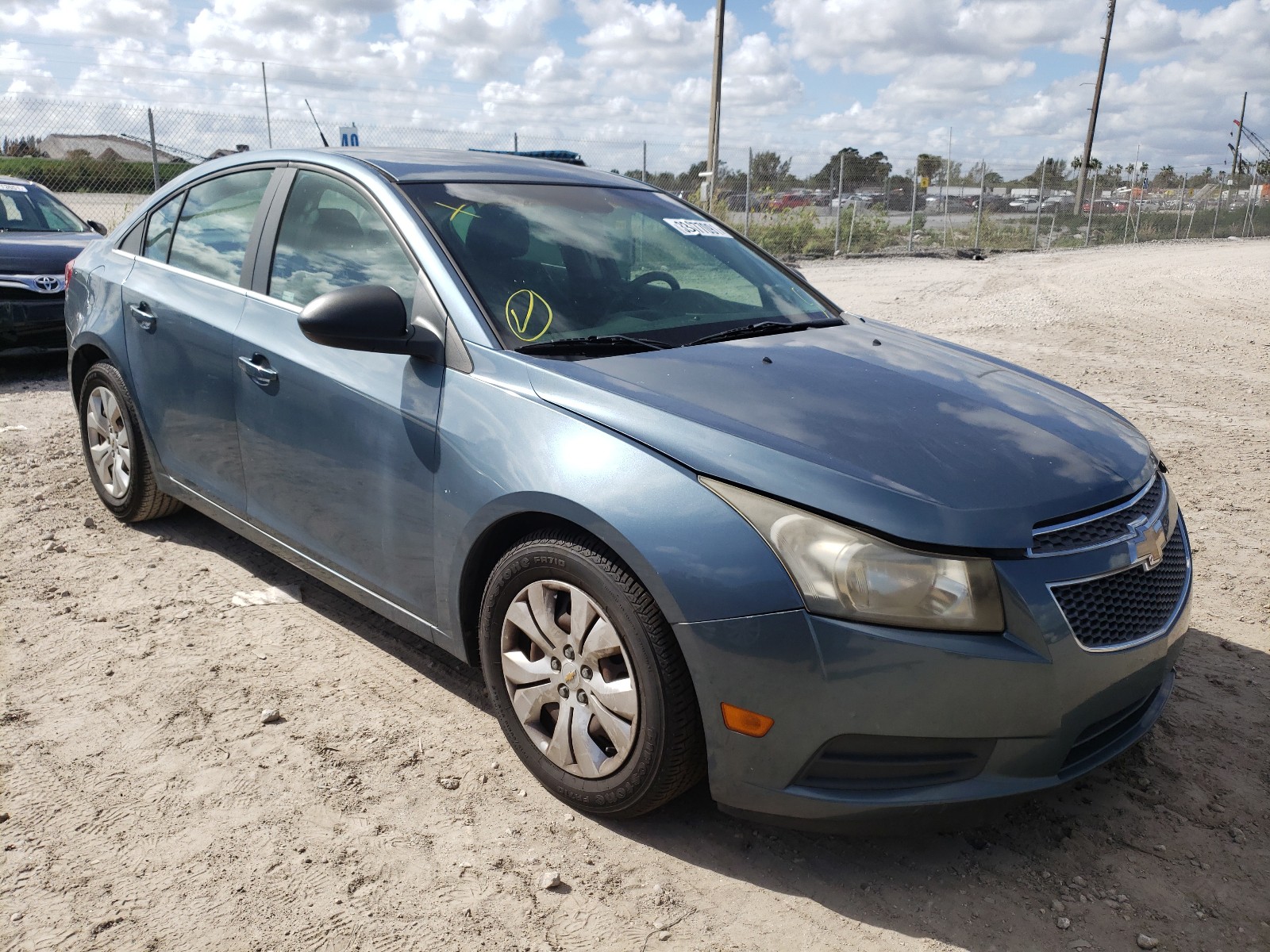 CHEVROLET CRUZE LS 2012 1g1pc5sh6c7208426