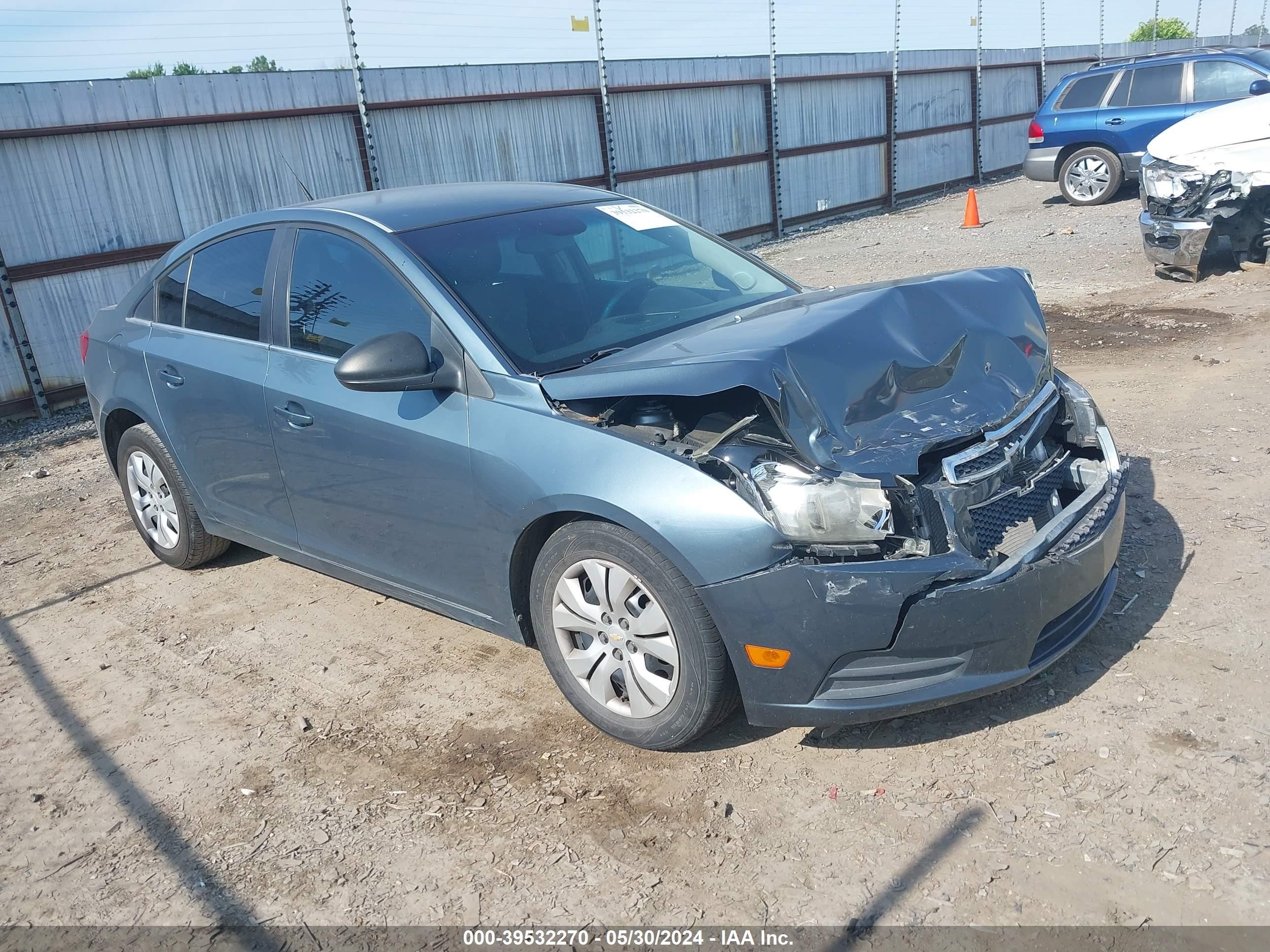 CHEVROLET CRUZE 2012 1g1pc5sh6c7283045