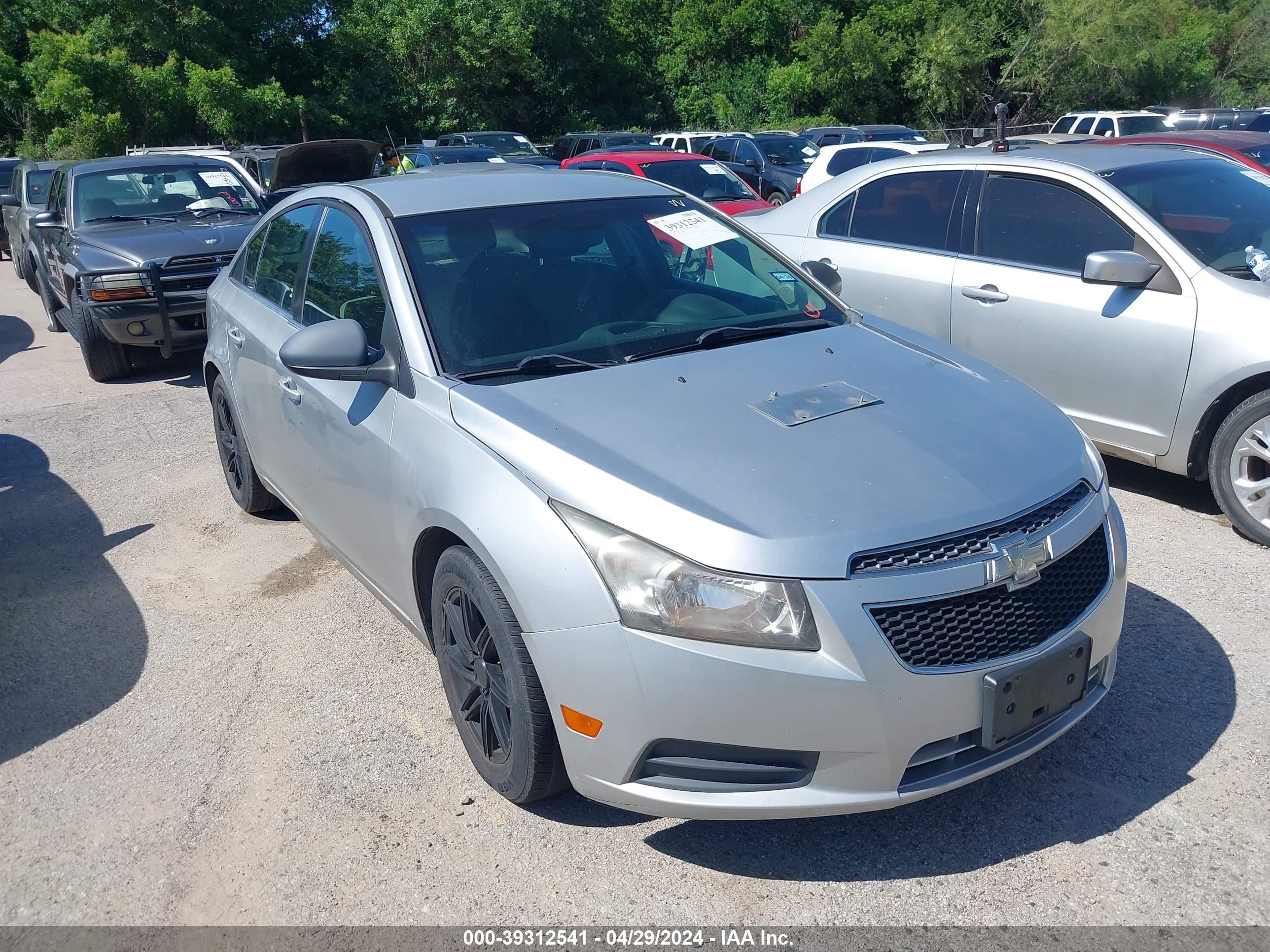 CHEVROLET CRUZE 2012 1g1pc5sh8c7318331