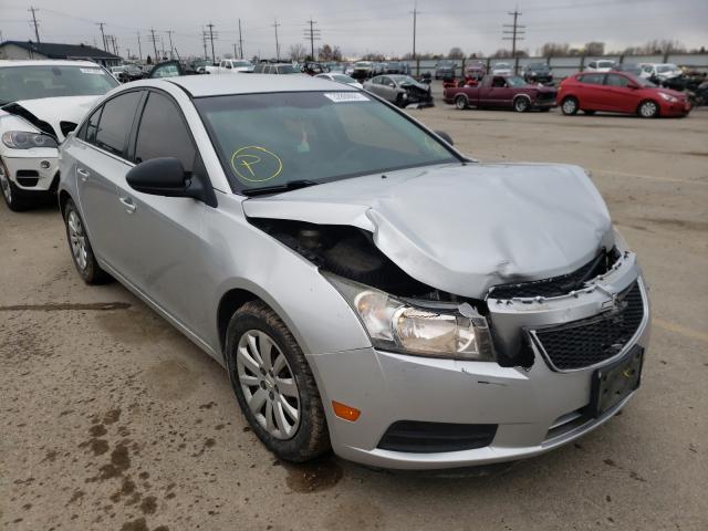 CHEVROLET CRUZE LS 0 1g1pd5sh5b7268676