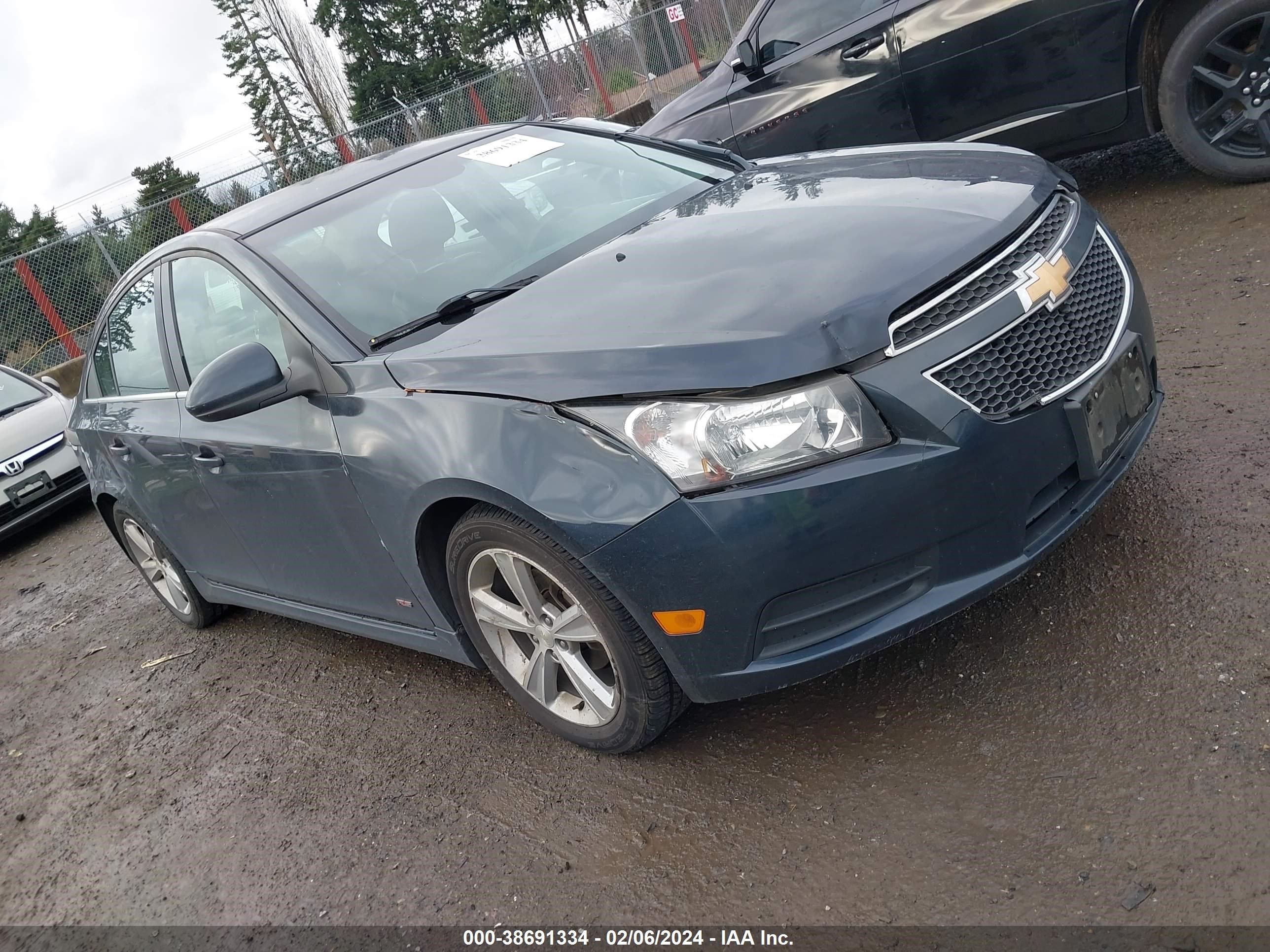 CHEVROLET CRUZE 2014 1g1pe5sb1e7373941