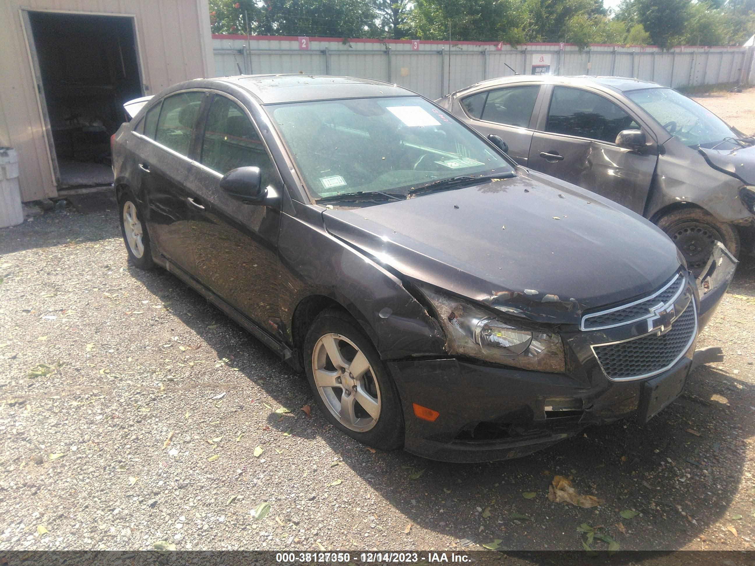 CHEVROLET CRUZE 2014 1g1pe5sb3e7327074