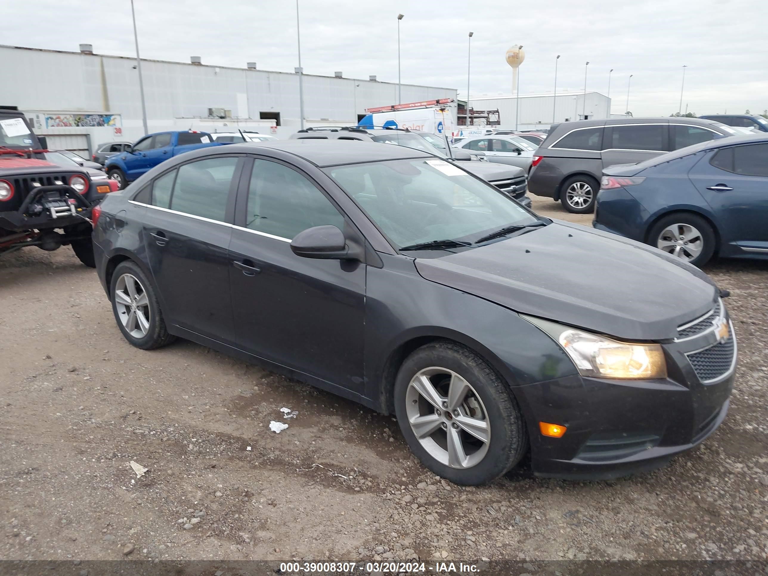 CHEVROLET CRUZE 2014 1g1pe5sb3e7366800