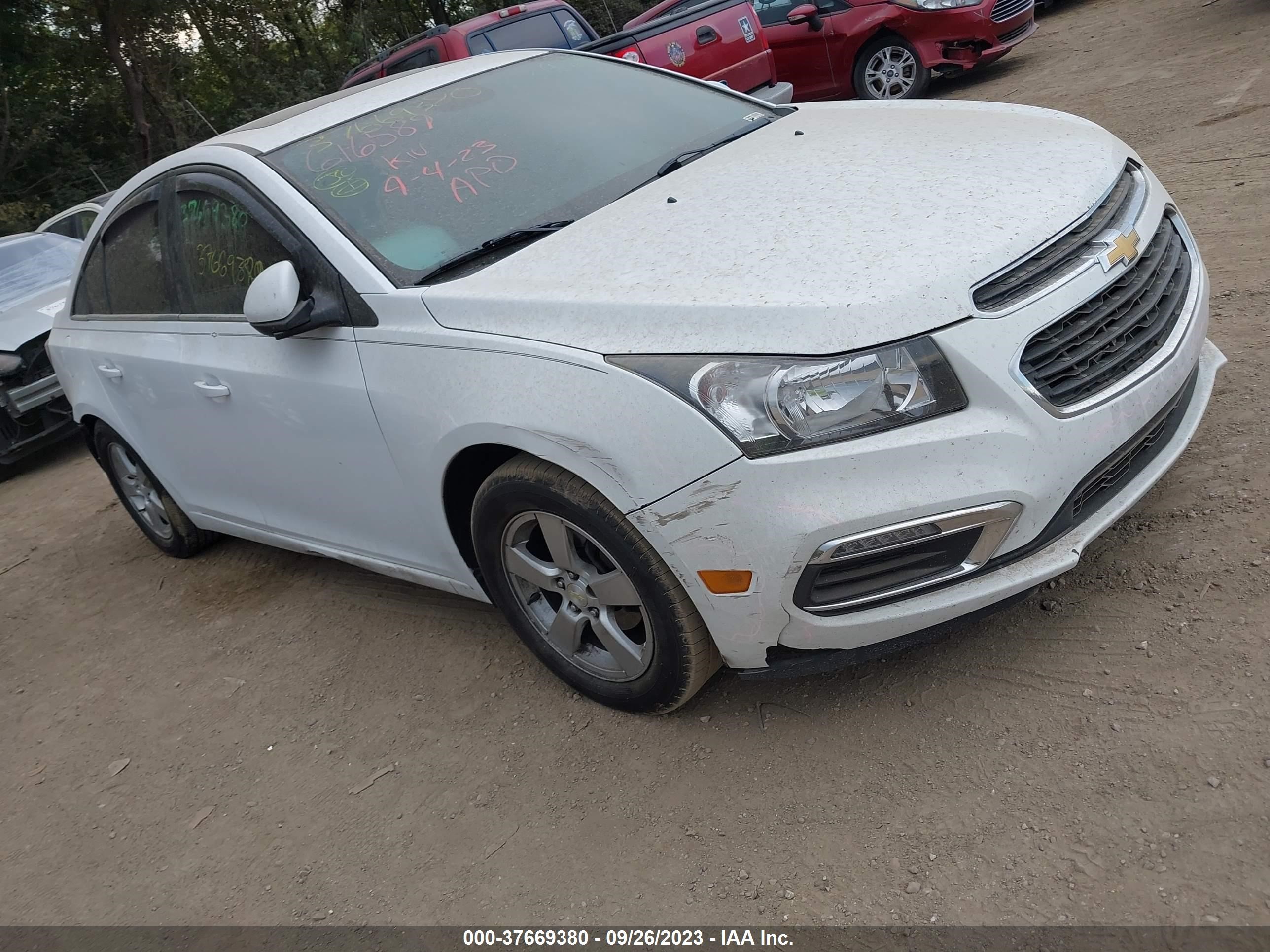 CHEVROLET CRUZE 2016 1g1pe5sb5g7200975