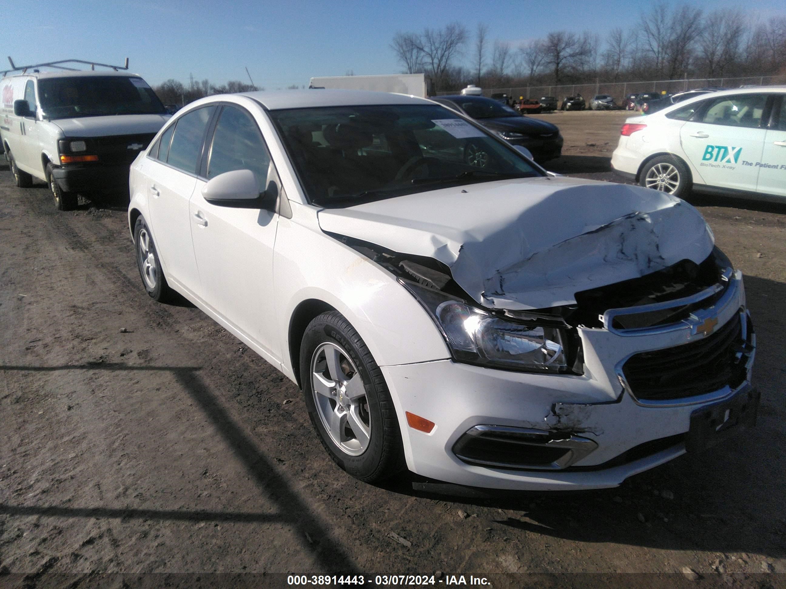 CHEVROLET CRUZE 2016 1g1pe5sb9g7230013