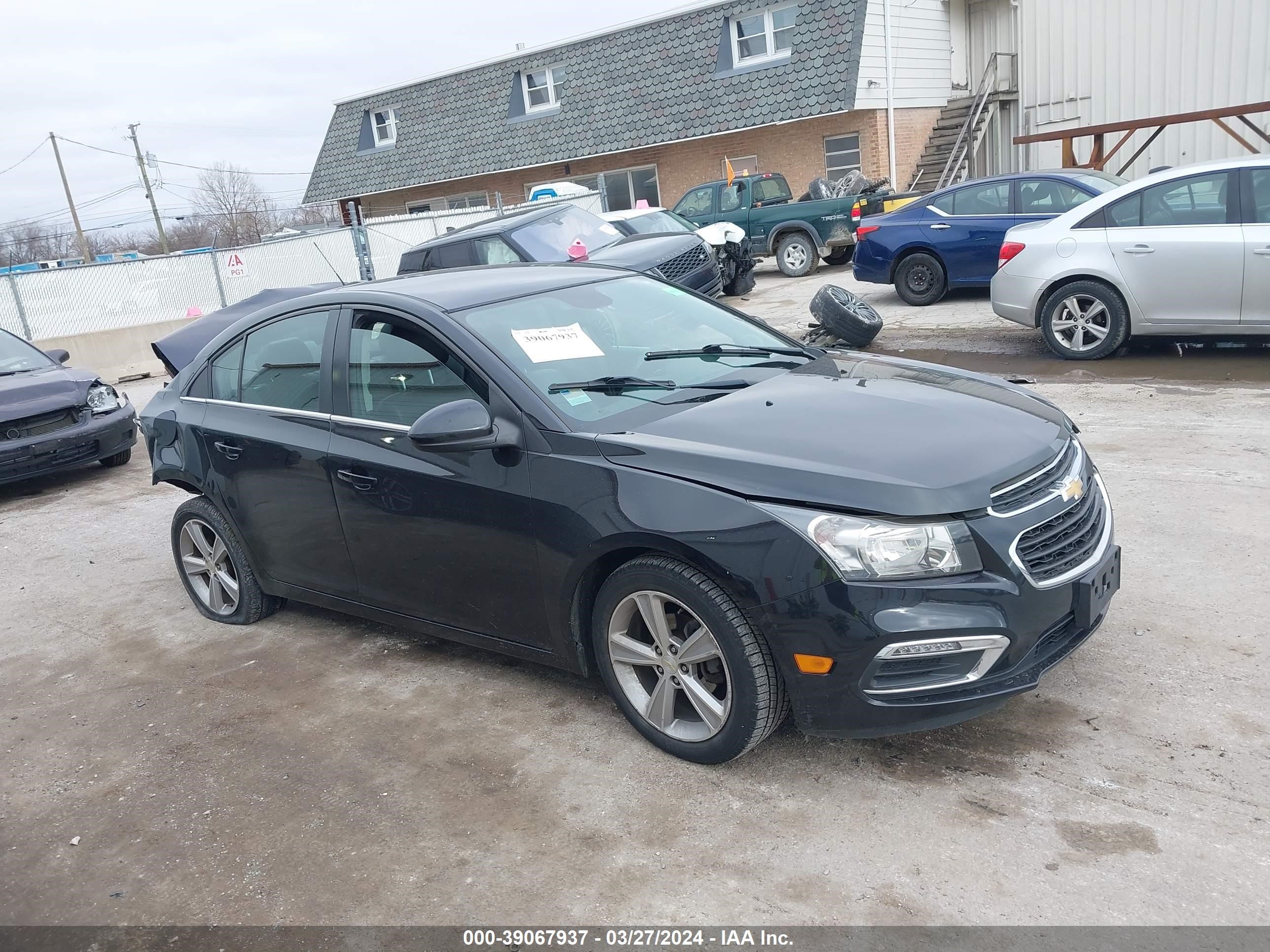 CHEVROLET CRUZE 2015 1g1pe5sbxf7137449