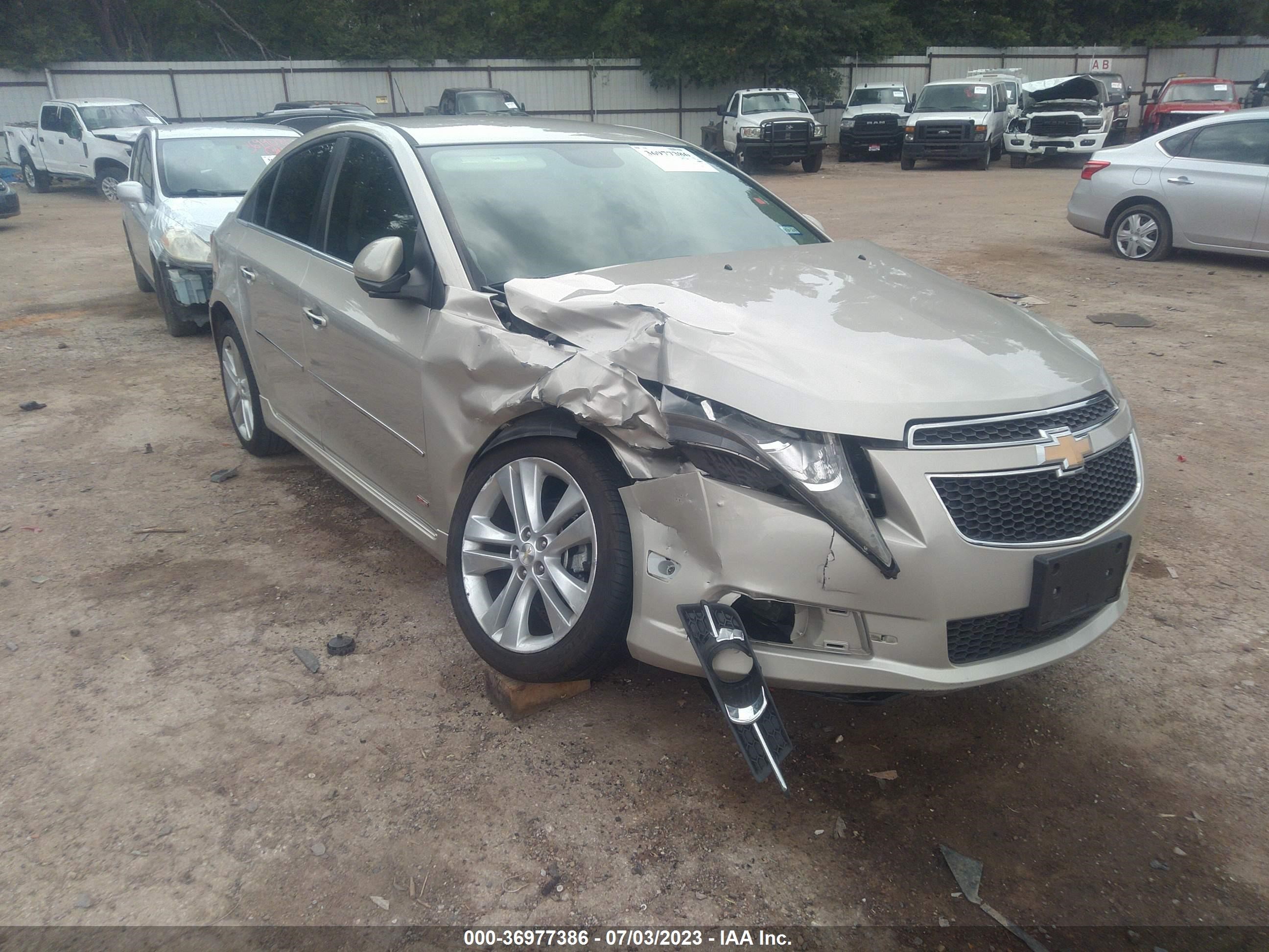 CHEVROLET CRUZE 2014 1g1pg5sb2e7142363