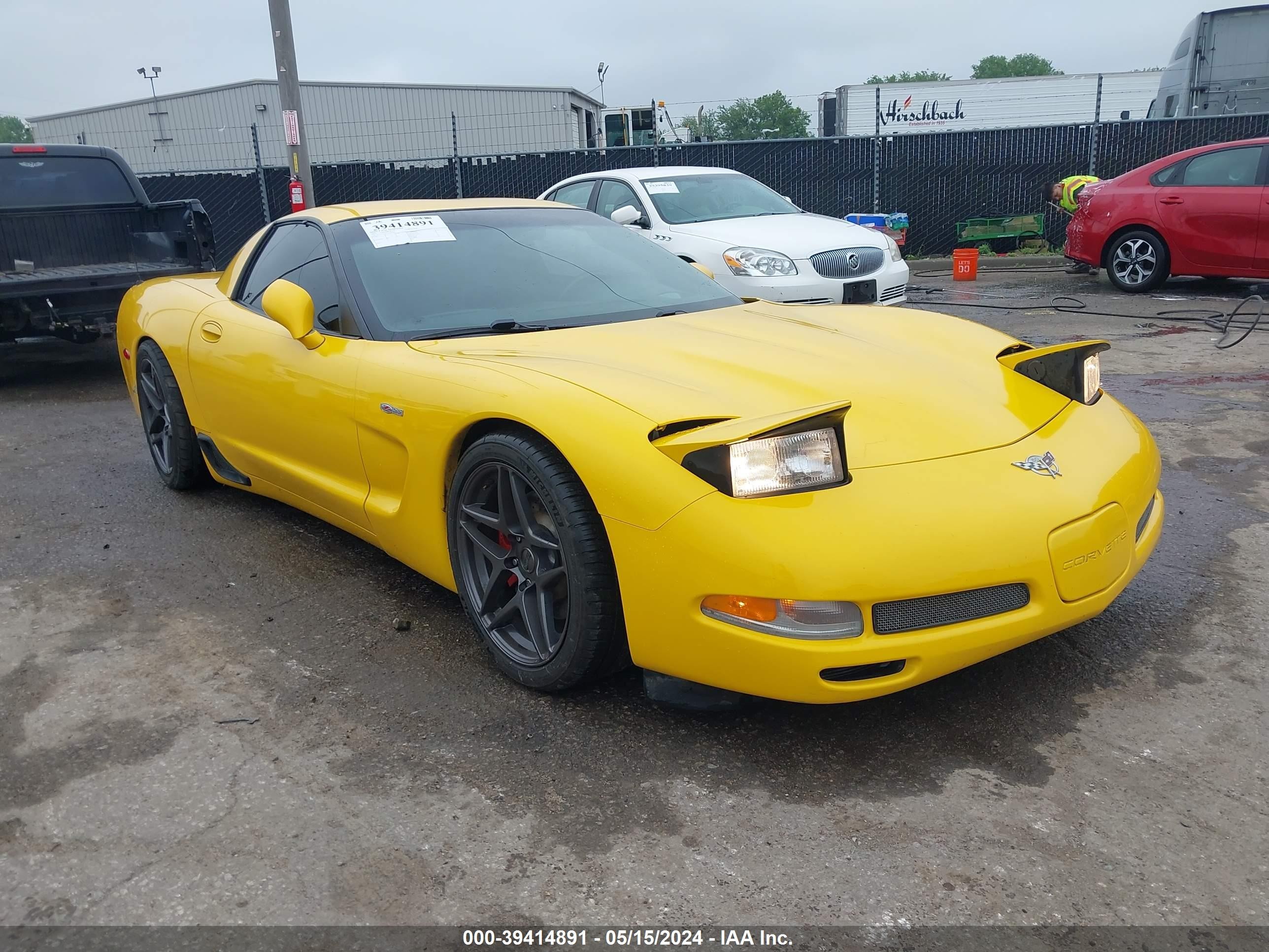 CHEVROLET CORVETTE 2003 1g1yy12sx35120579