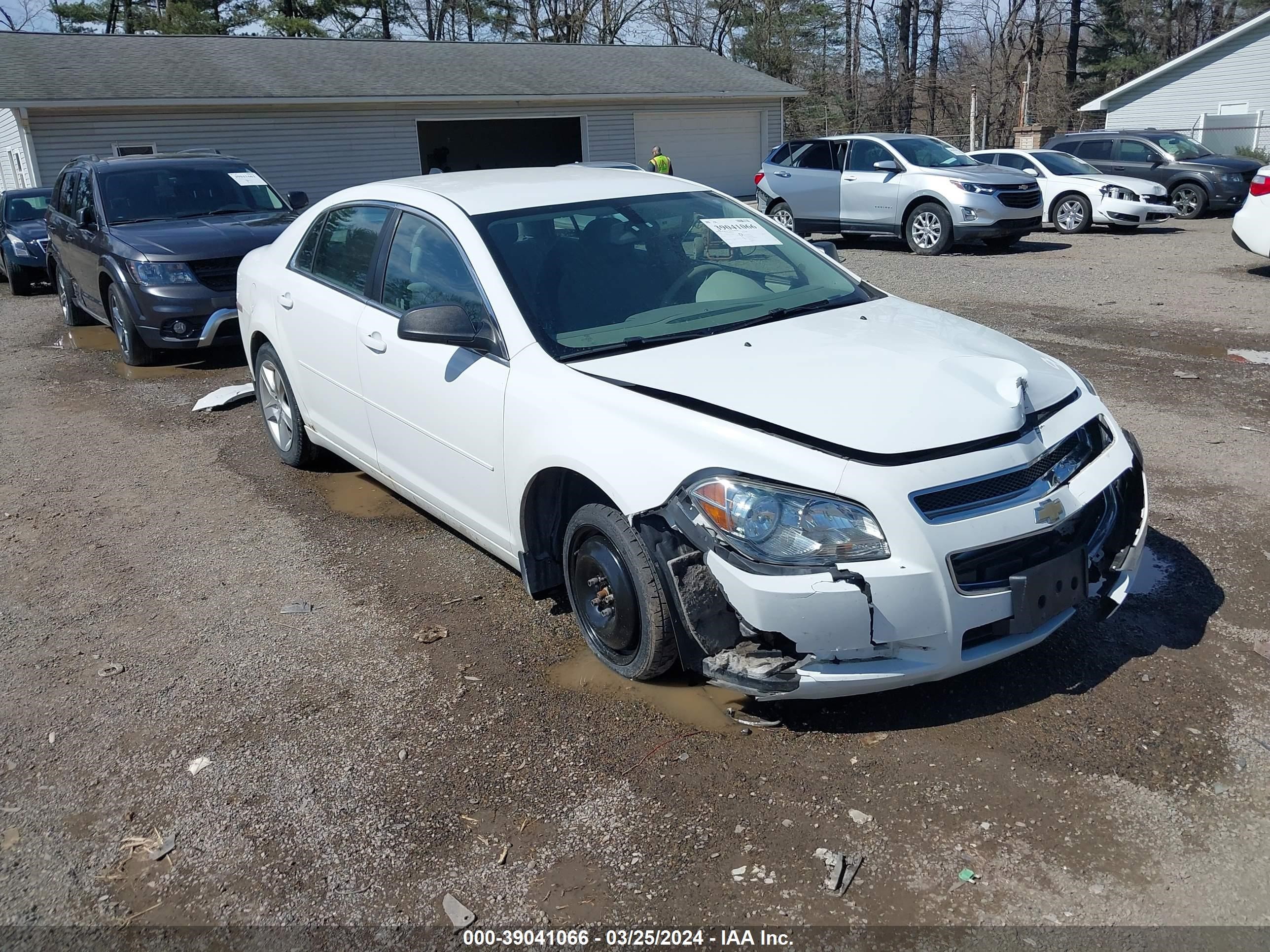 CHEVROLET MALIBU 2012 1g1zb5e01cf229482