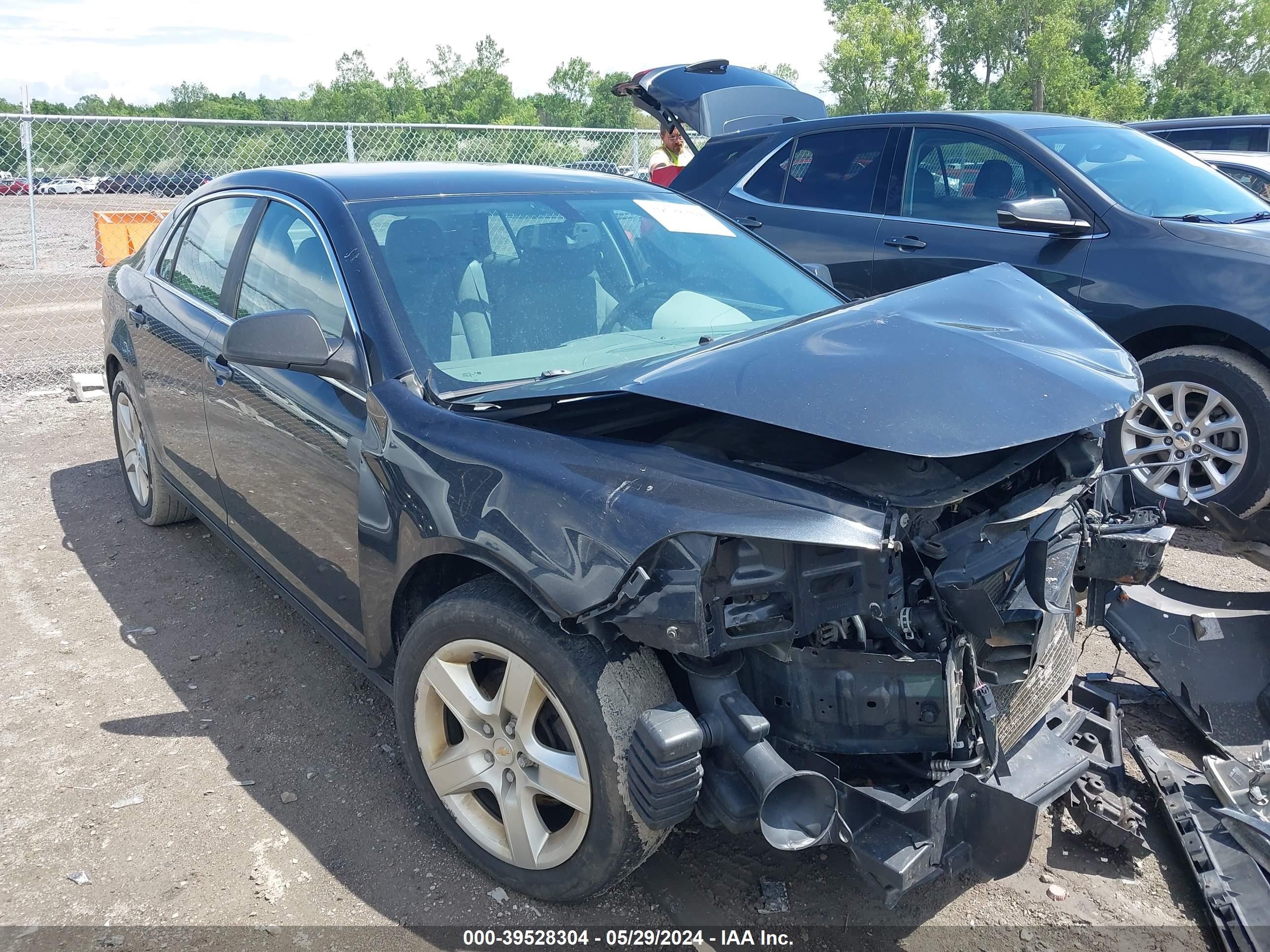 CHEVROLET MALIBU 2011 1g1zb5e15bf178575