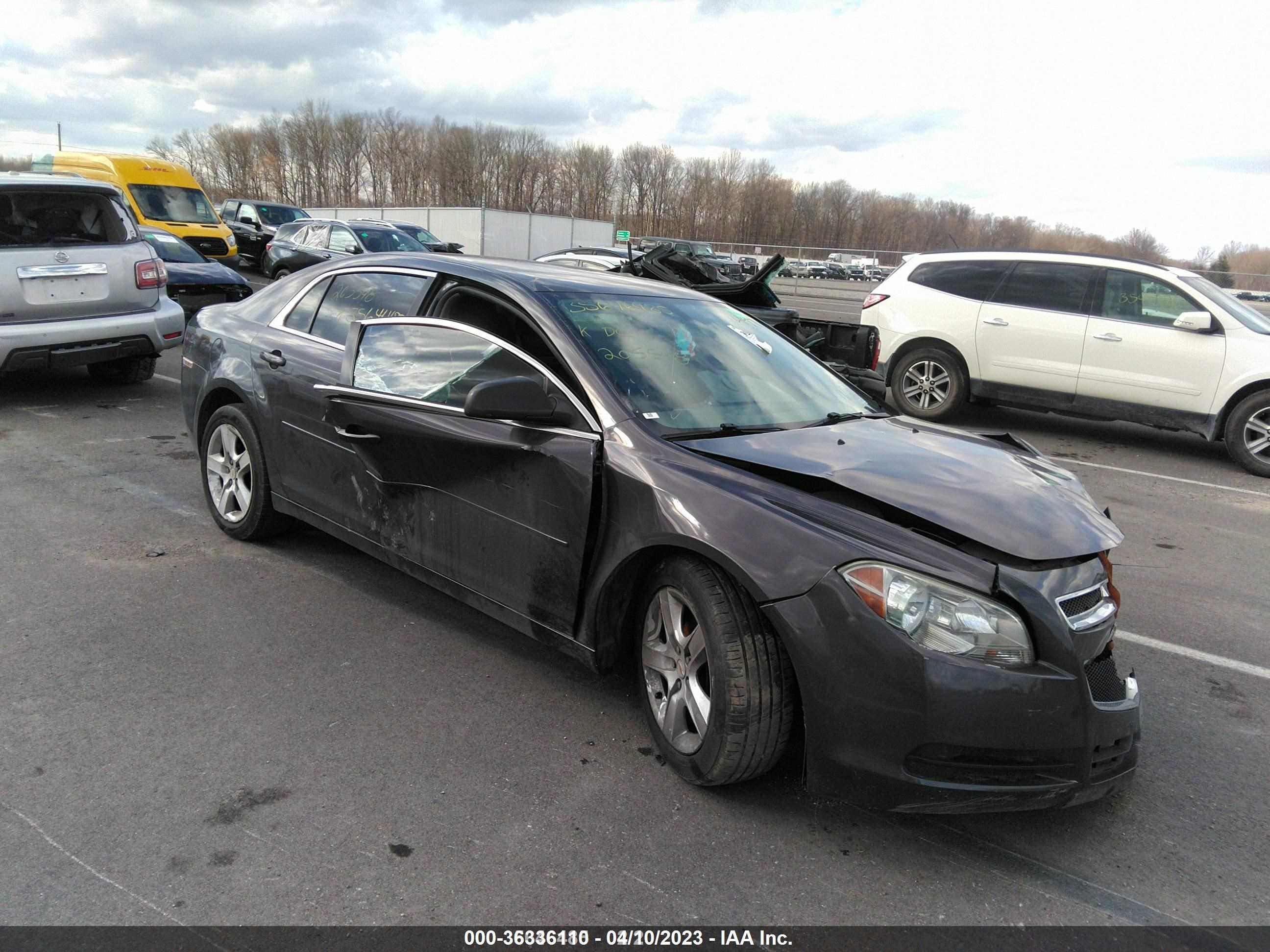 CHEVROLET MALIBU 2011 1g1zb5e17bf205548