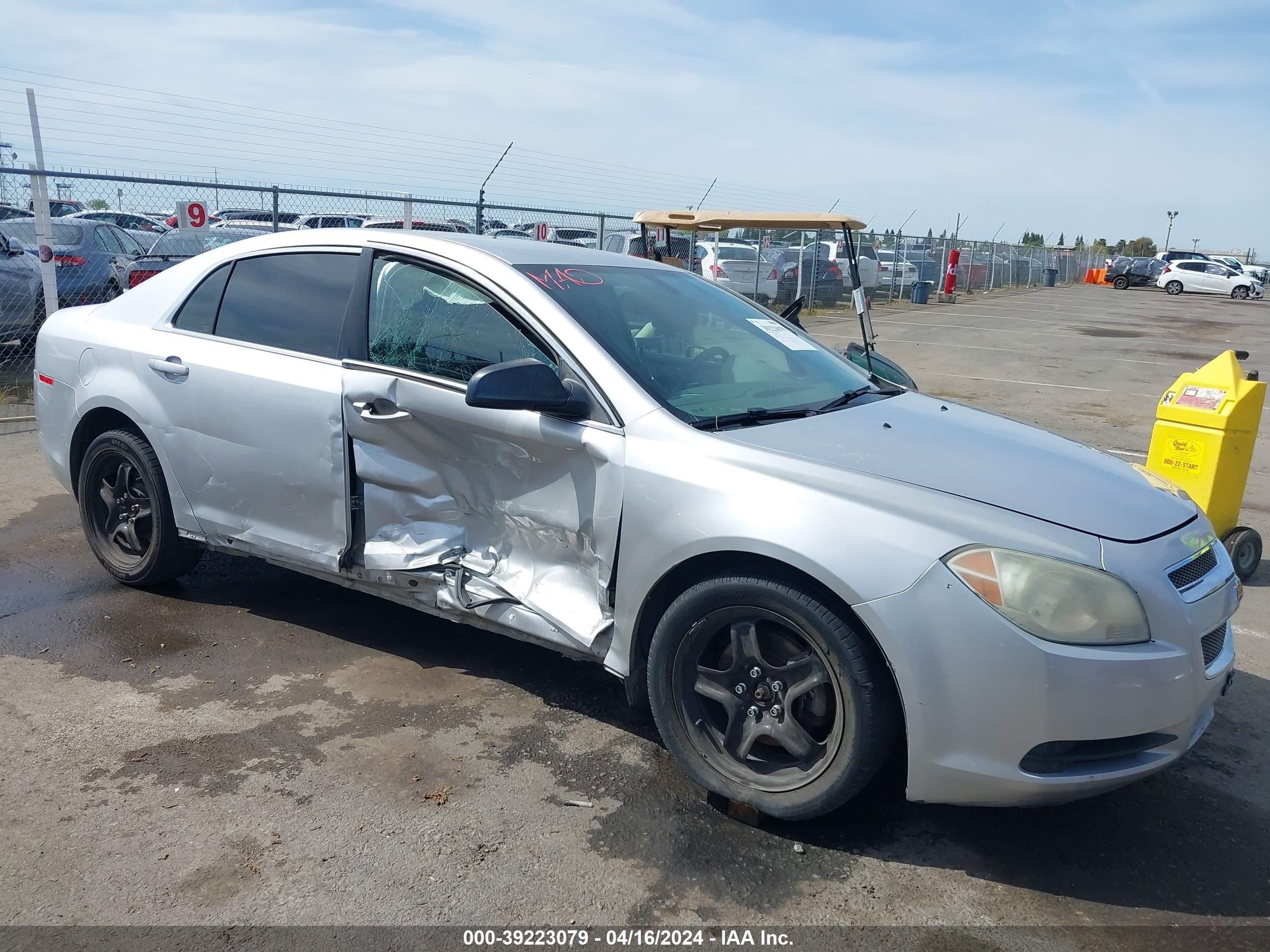 CHEVROLET MALIBU 2011 1g1zb5e18bf253253