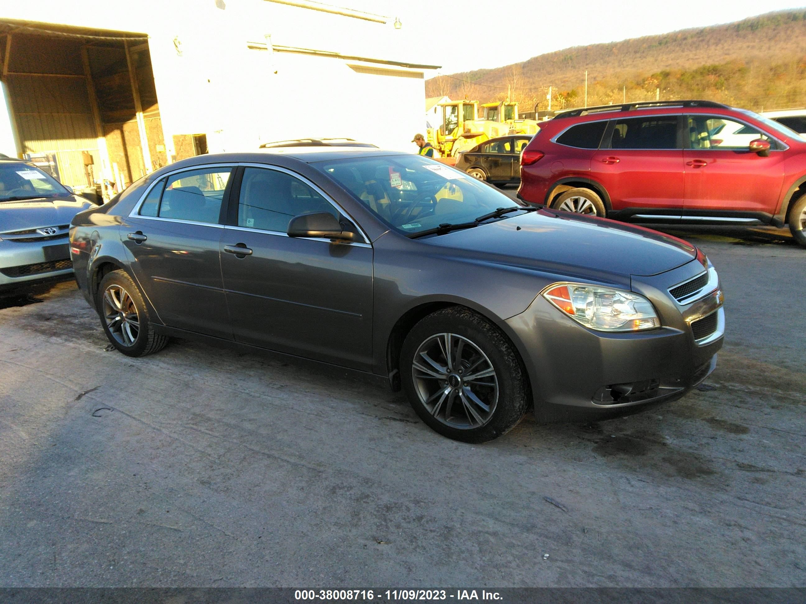 CHEVROLET MALIBU 2010 1g1zb5eb4af257016