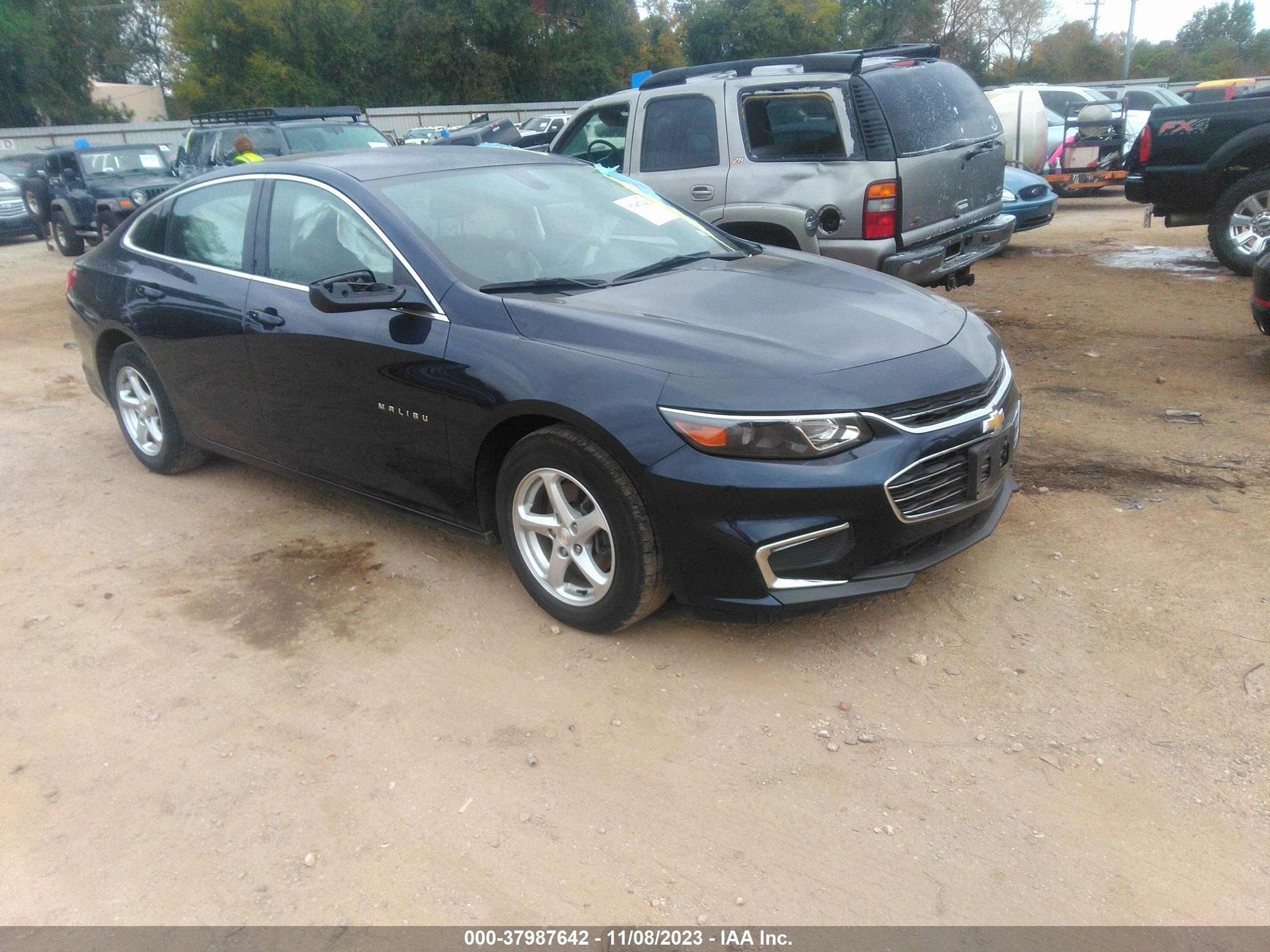 CHEVROLET MALIBU 2018 1g1zb5st2jf182541