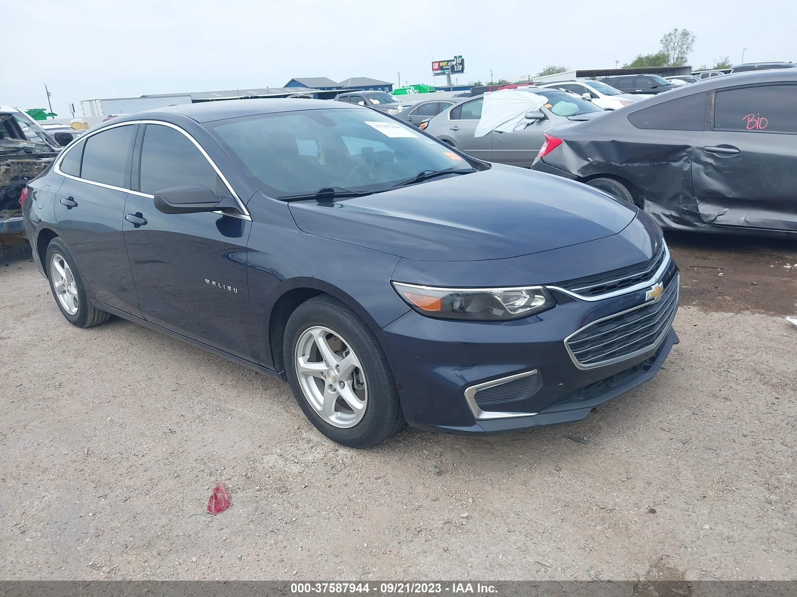 CHEVROLET MALIBU 2018 1g1zb5st5jf200384