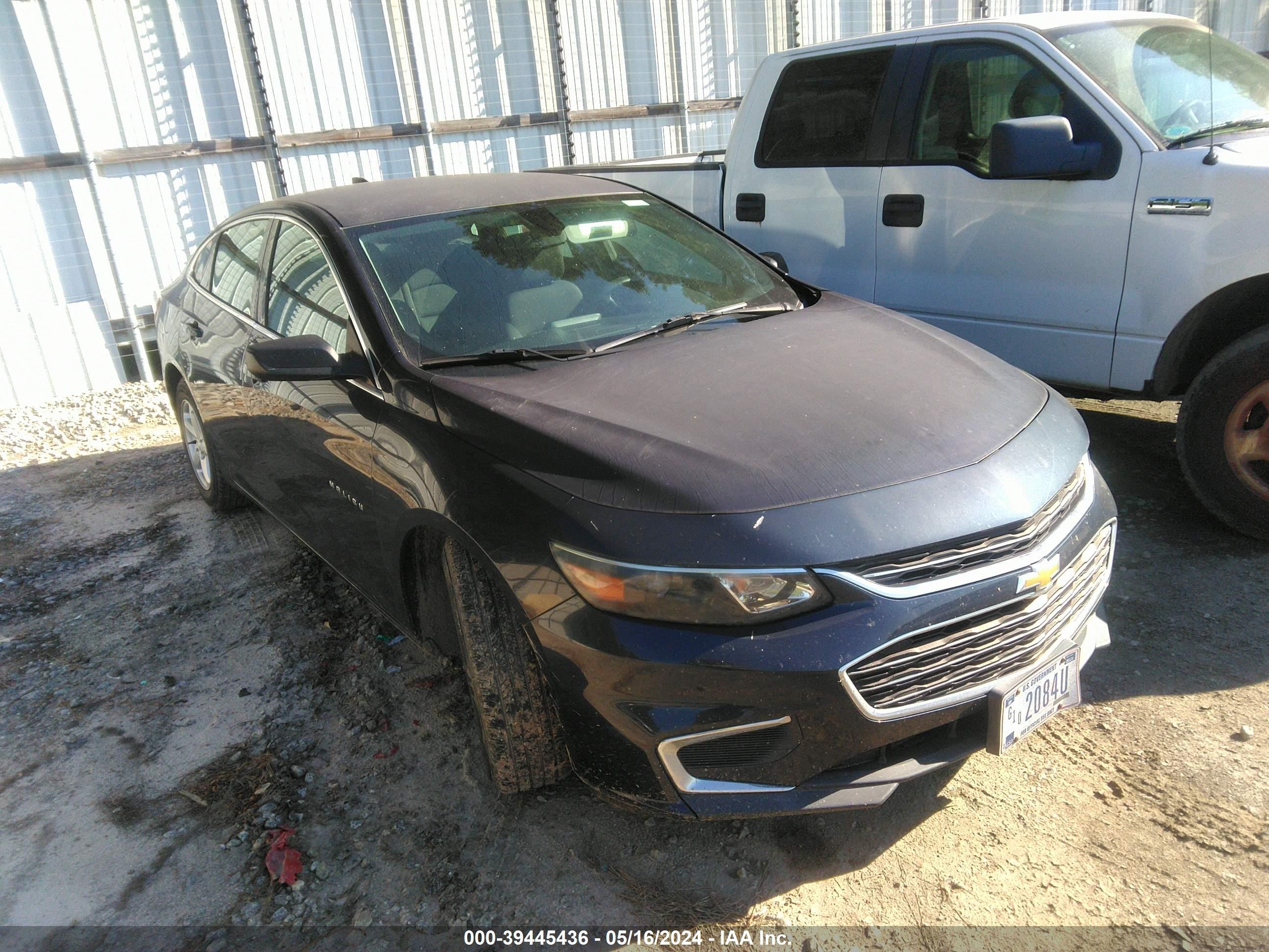 CHEVROLET MALIBU 2017 1g1zc5st2hf260002