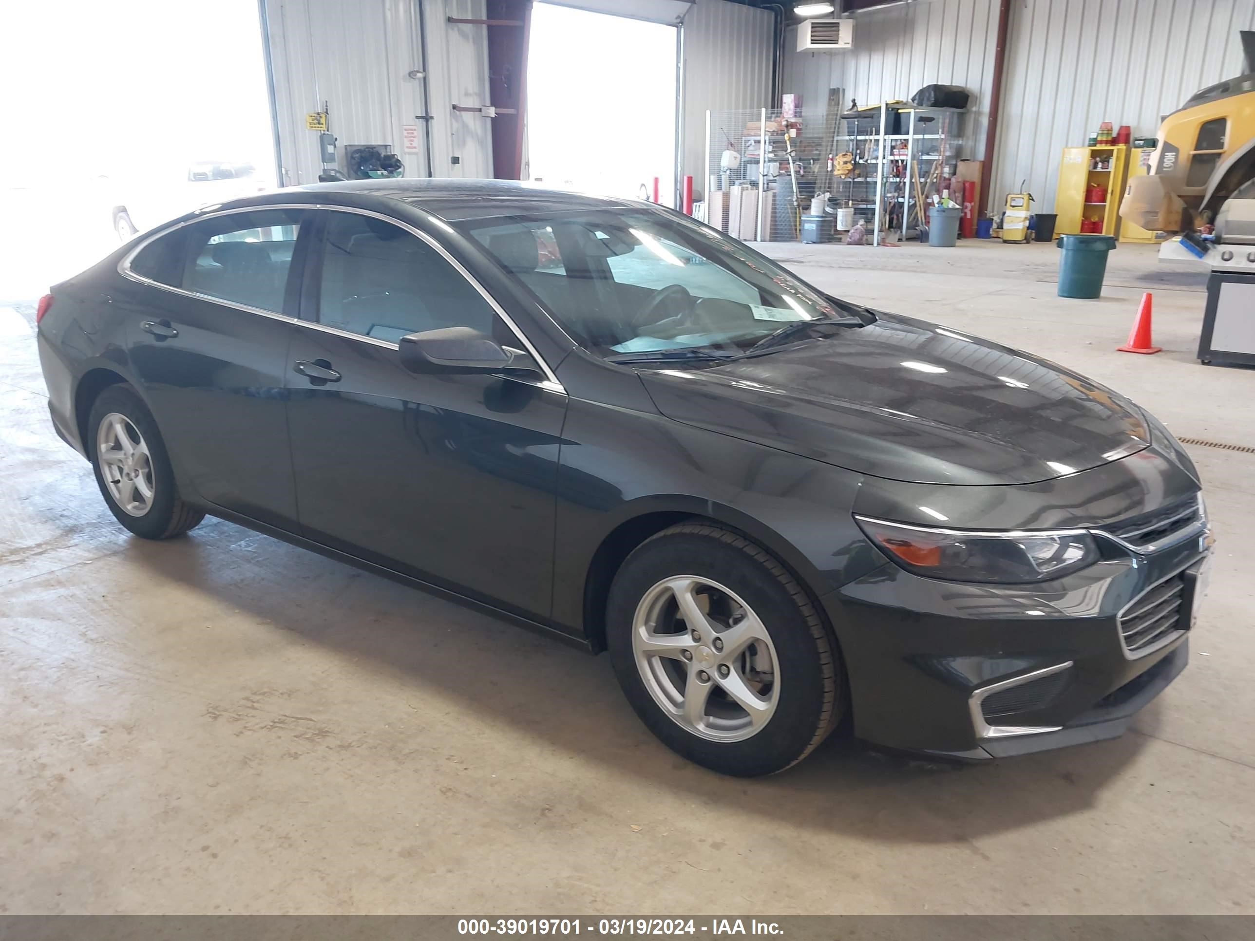 CHEVROLET MALIBU 2018 1g1zc5st4jf116585