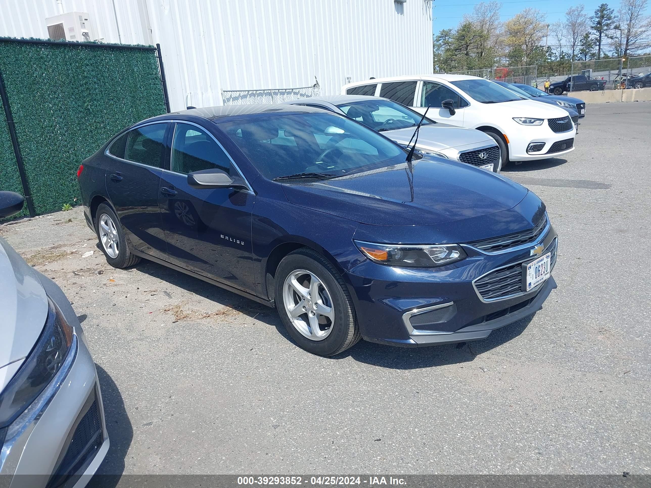 CHEVROLET MALIBU 2017 1g1zc5st6hf240111