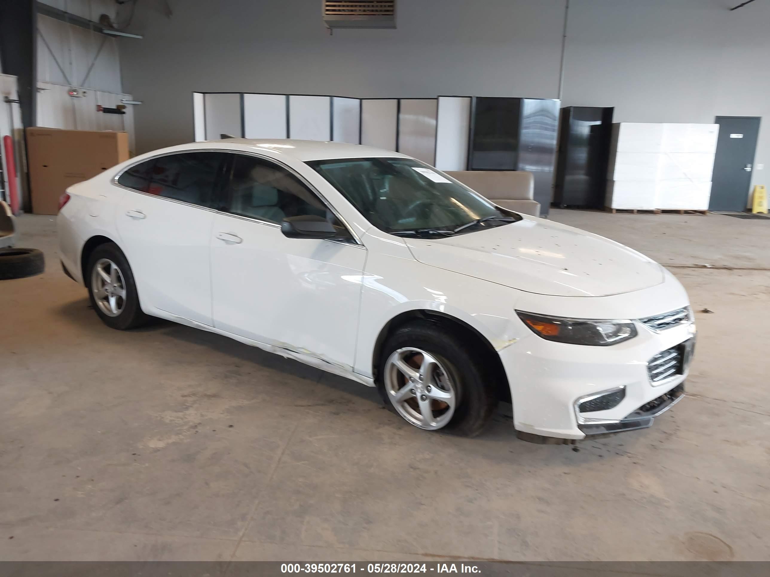 CHEVROLET MALIBU 2018 1g1zc5st9jf186616