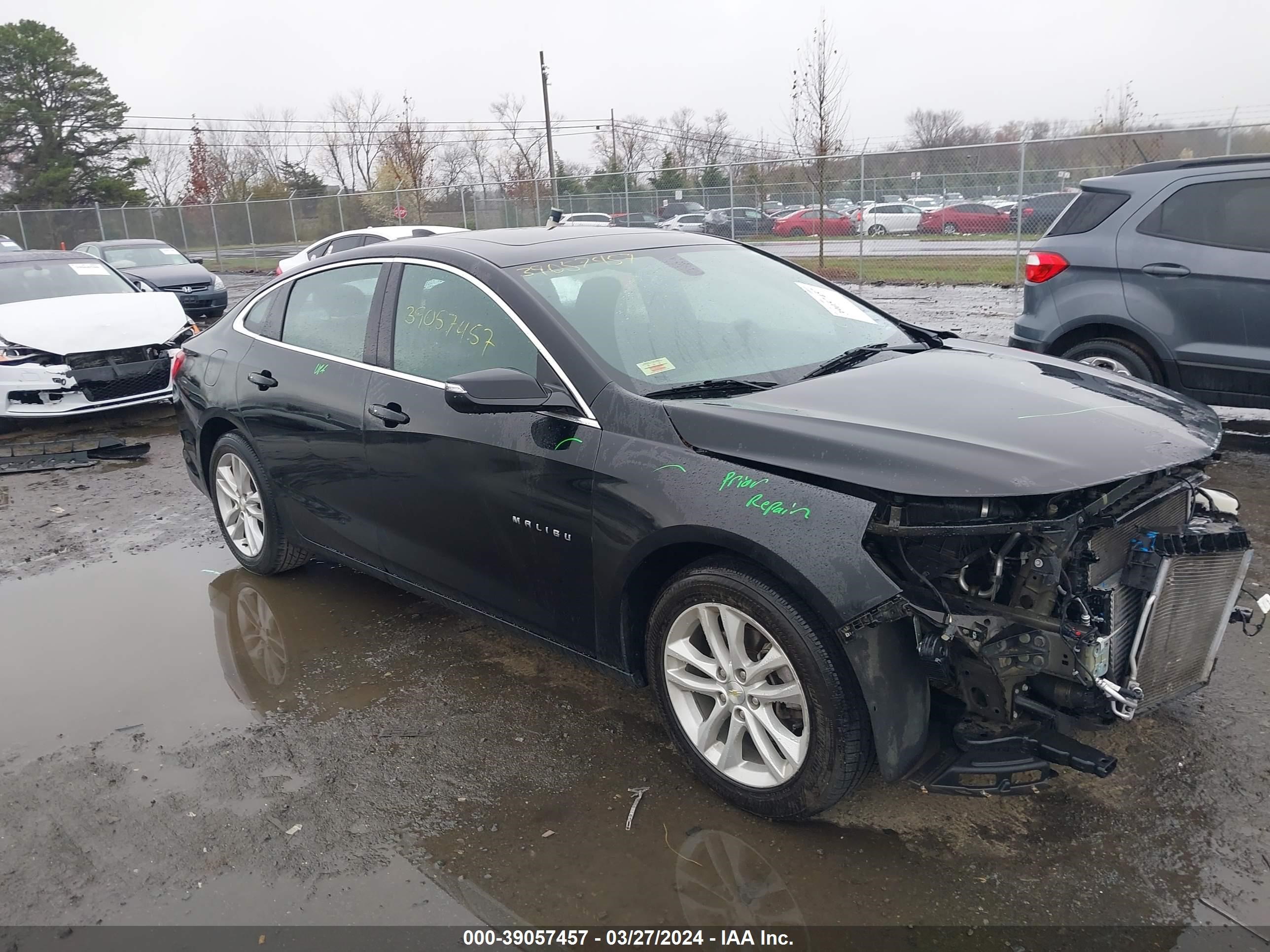 CHEVROLET MALIBU 2018 1g1zd5st0jf142632