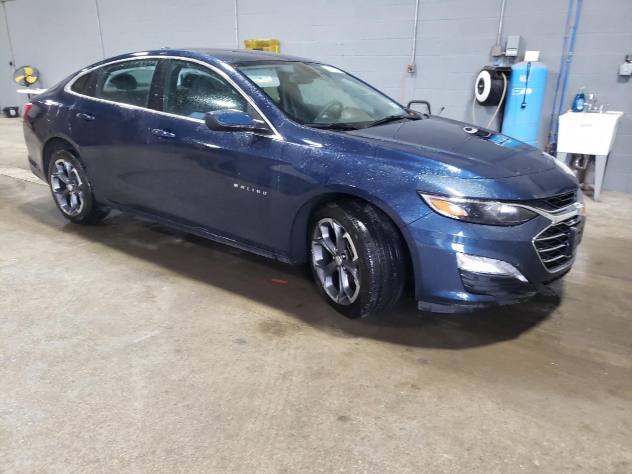 CHEVROLET MALIBU 2022 1g1zd5st0nf179539