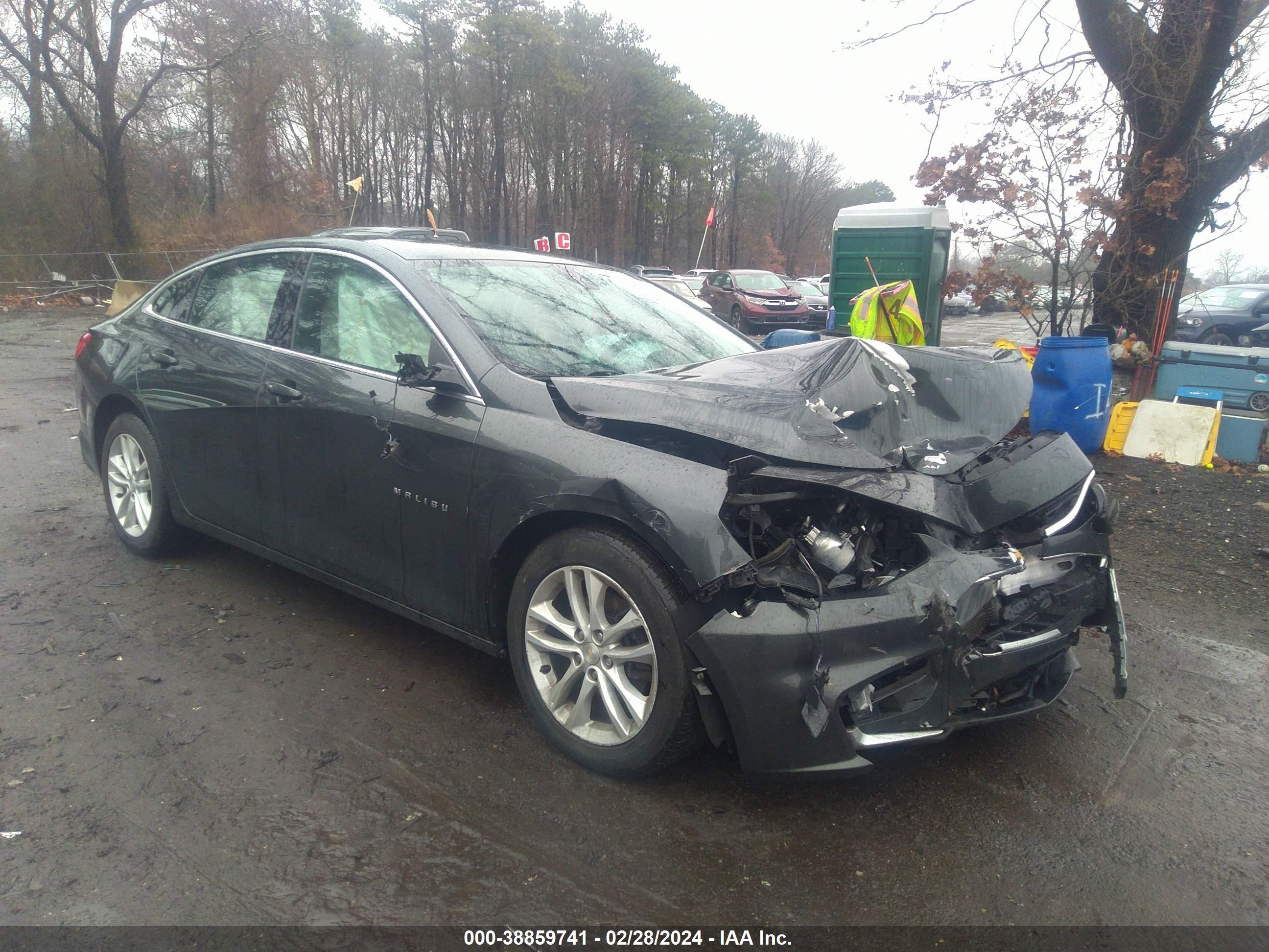 CHEVROLET MALIBU 2018 1g1zd5st2jf178192