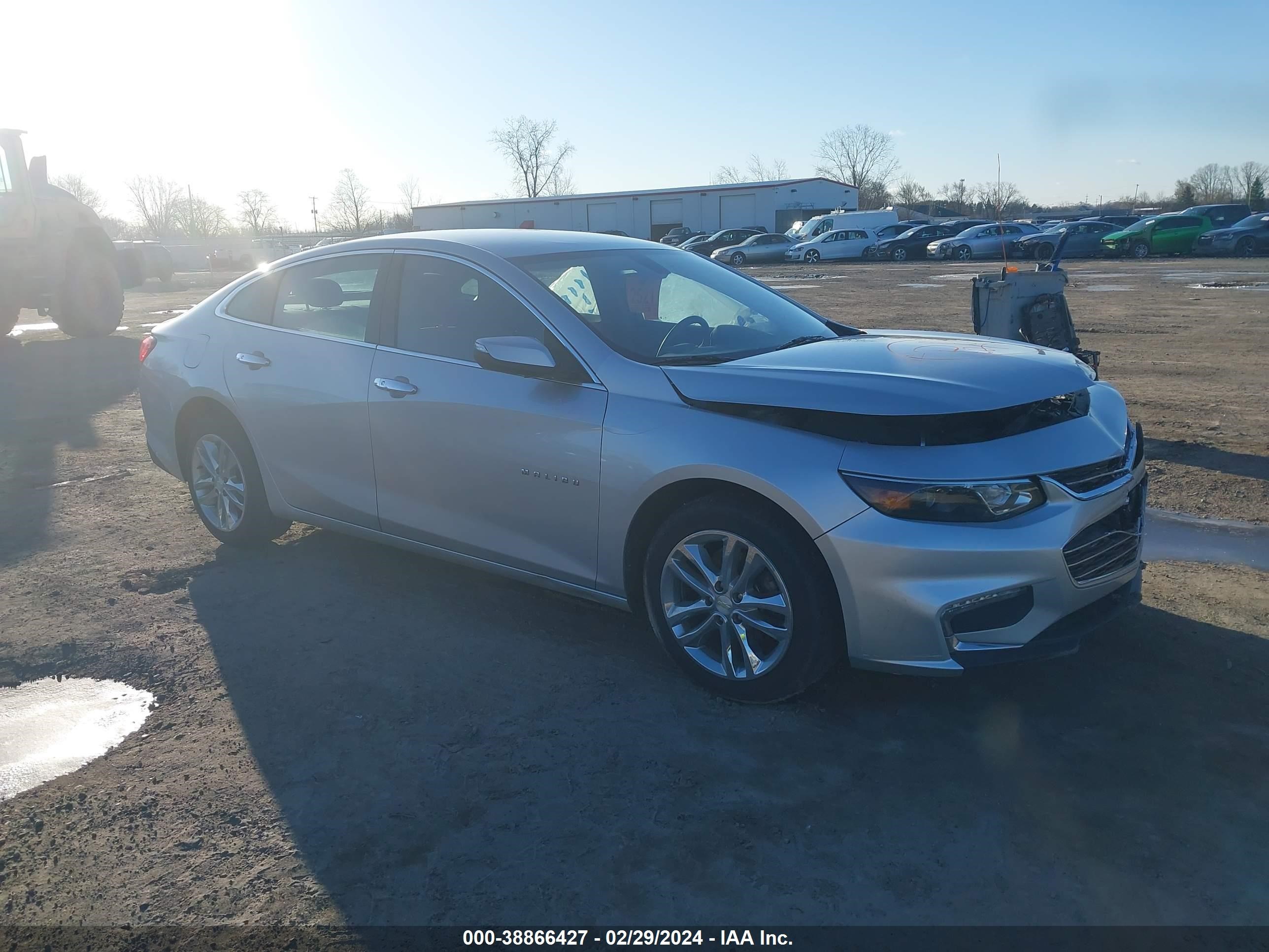 CHEVROLET MALIBU 2018 1g1zd5st2jf198183