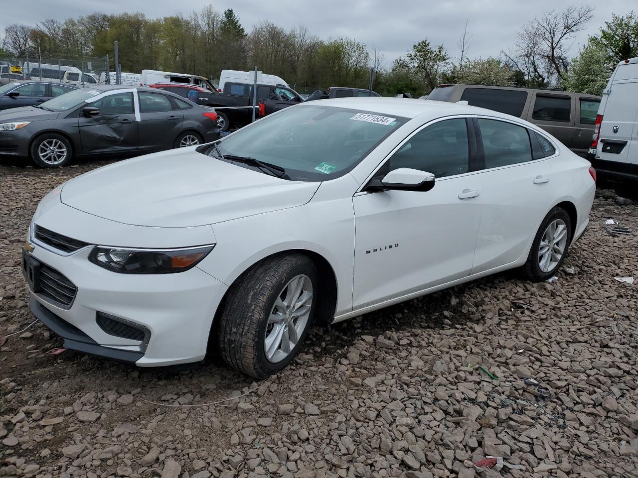 CHEVROLET MALIBU 2018 1g1zd5st3jf106739