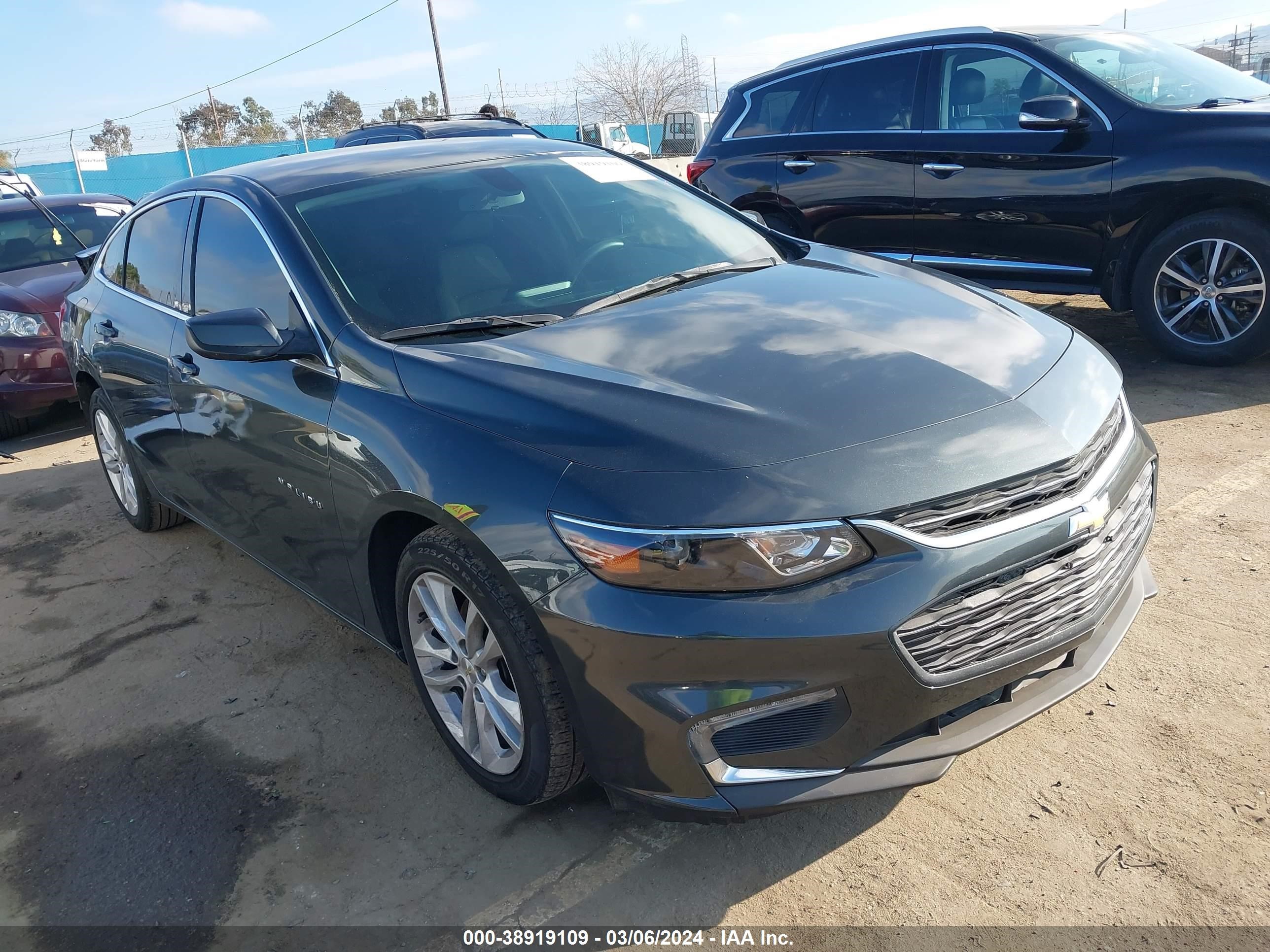 CHEVROLET MALIBU 2018 1g1zd5st4jf128362