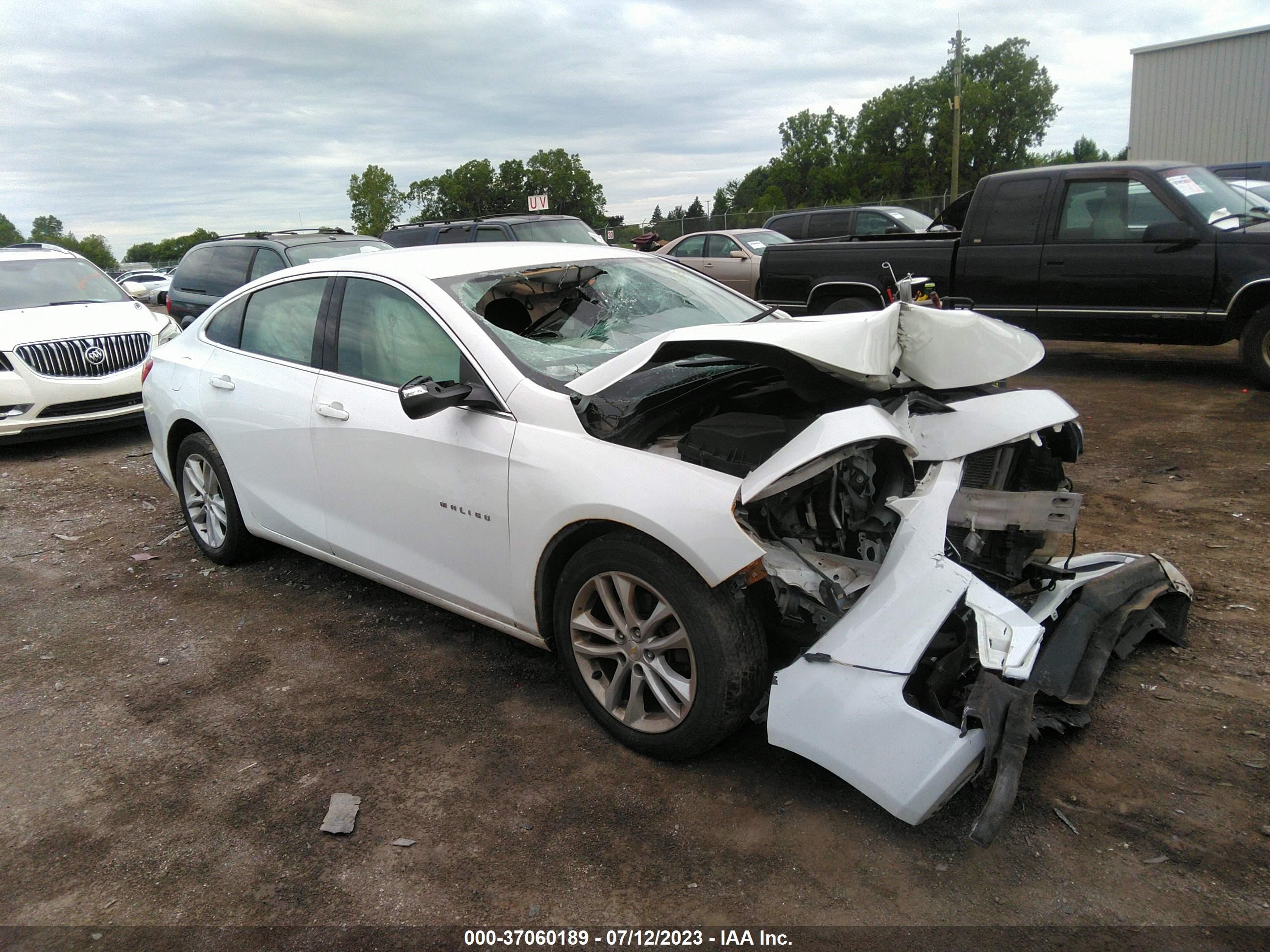 CHEVROLET MALIBU 2018 1g1zd5st5jf283910