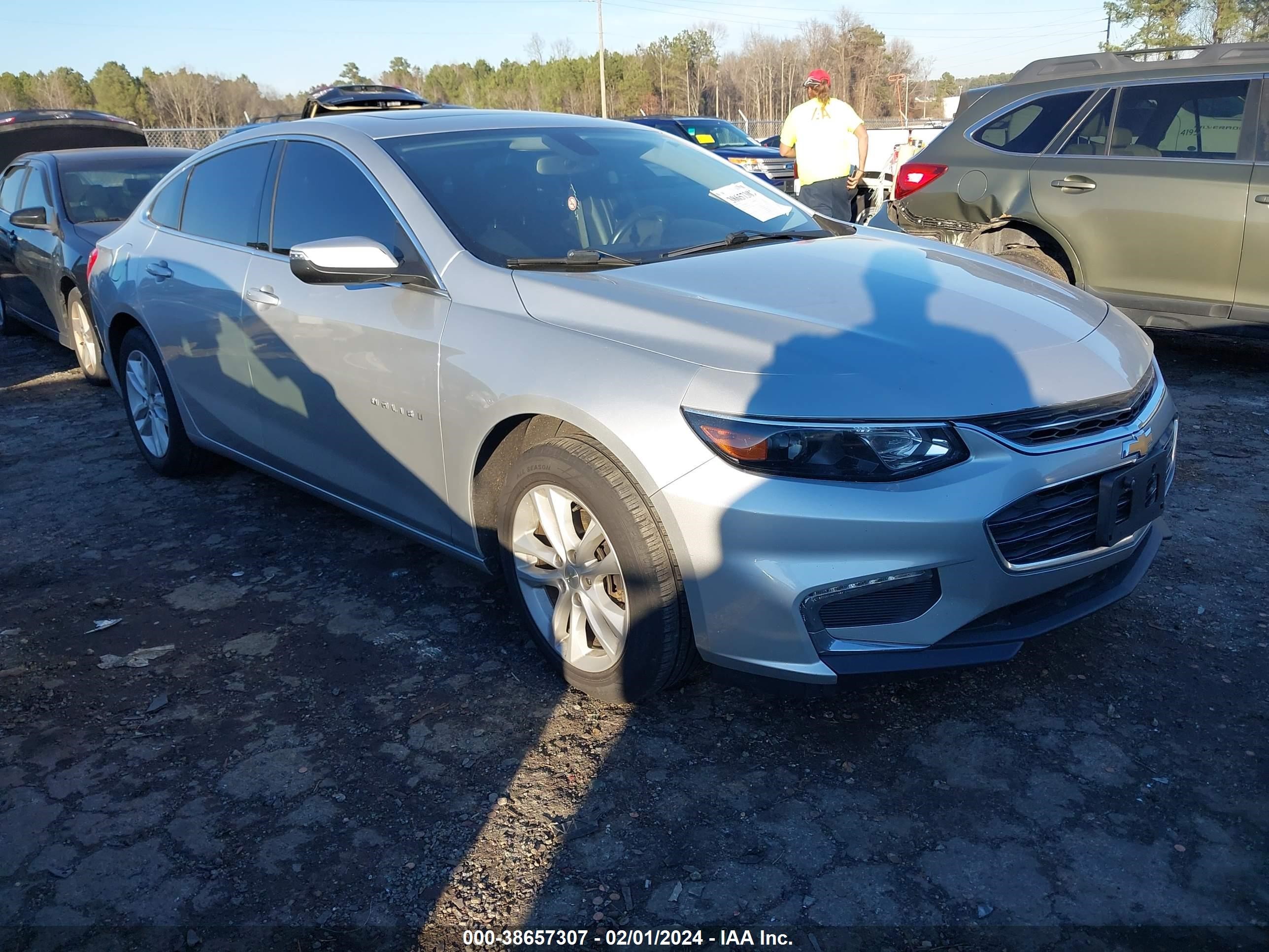 CHEVROLET MALIBU 2018 1g1zd5st6jf123616