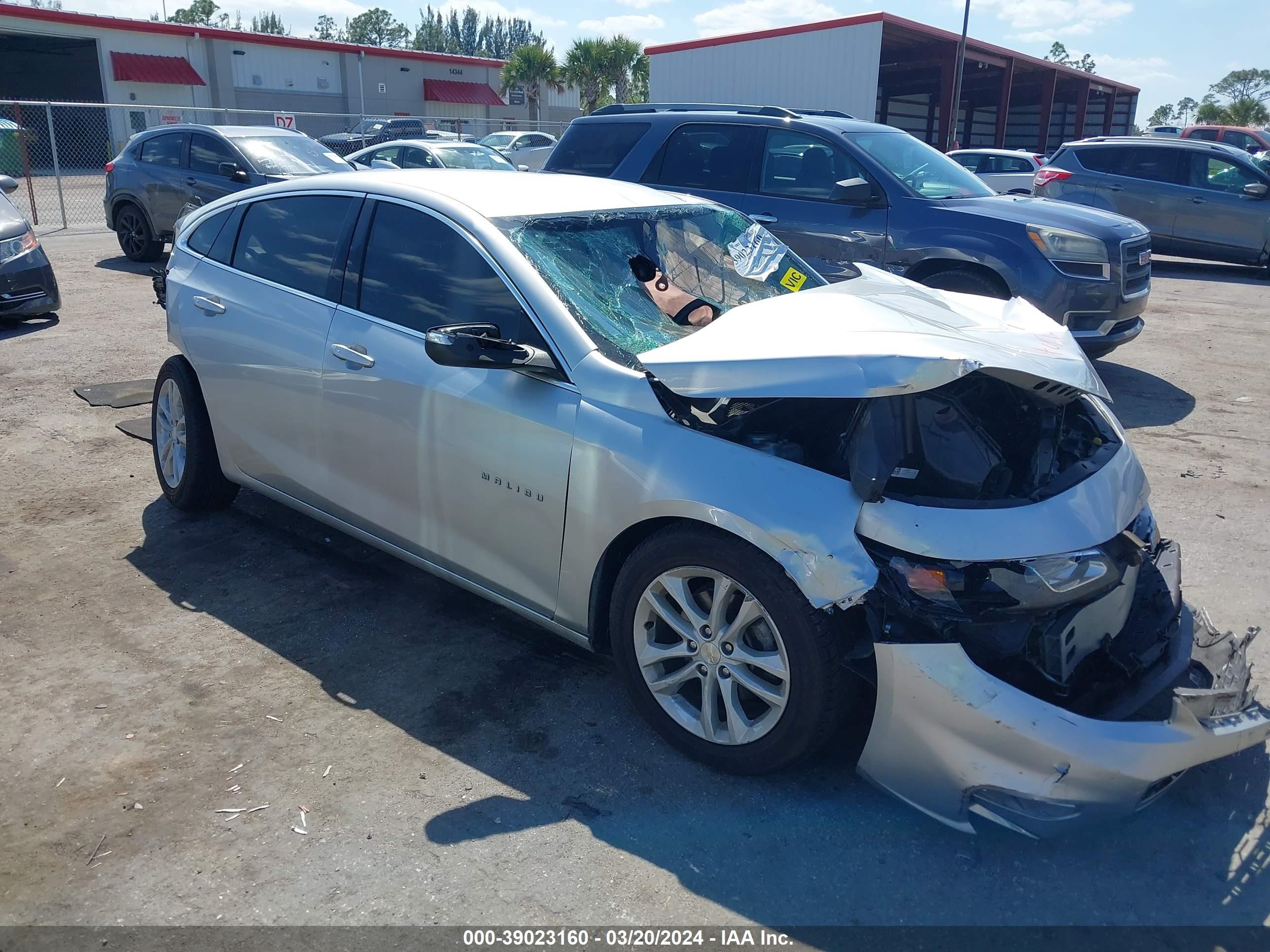 CHEVROLET MALIBU 2018 1g1zd5st6jf239771