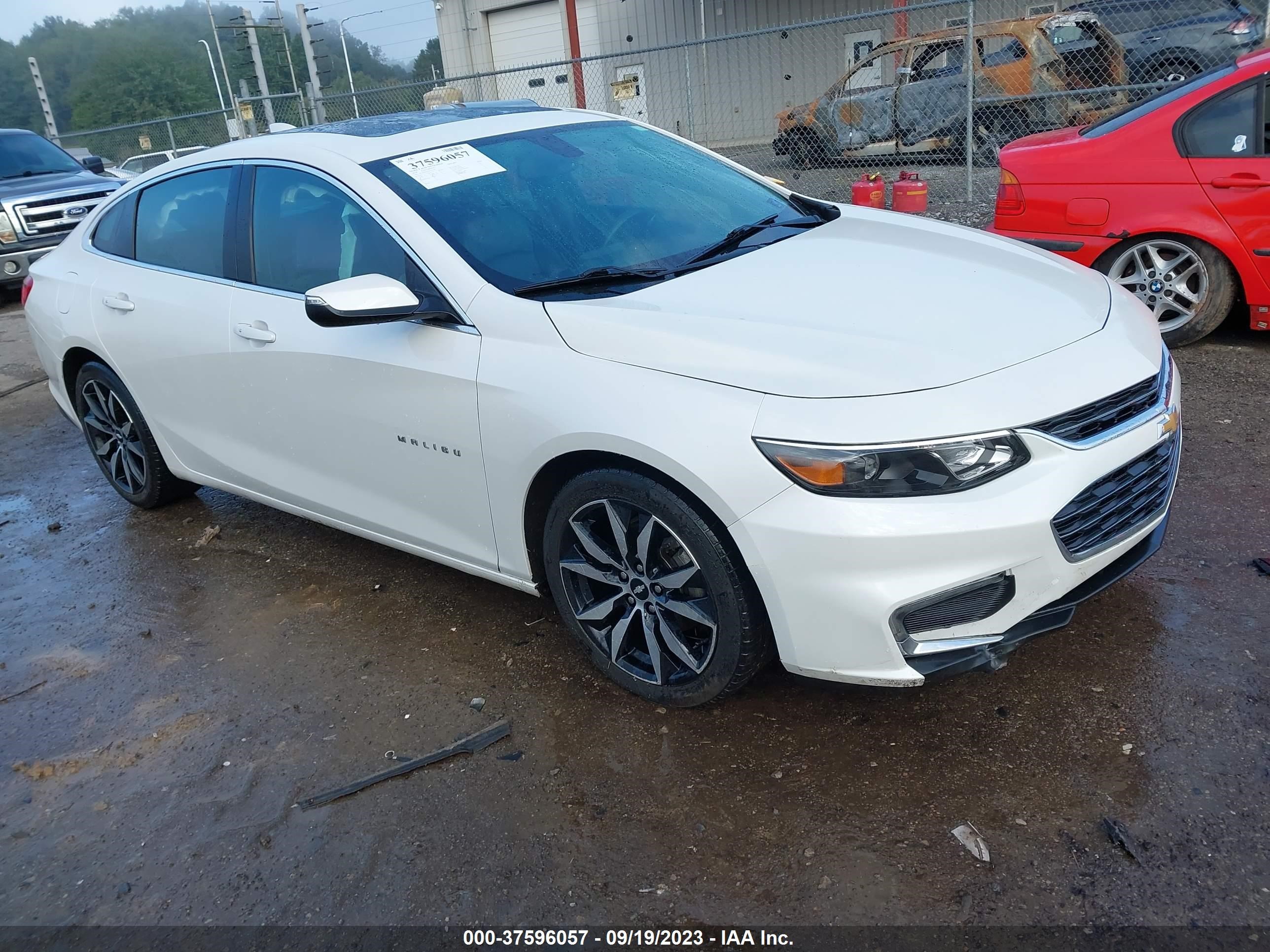 CHEVROLET MALIBU 2018 1g1zd5st8jf262730