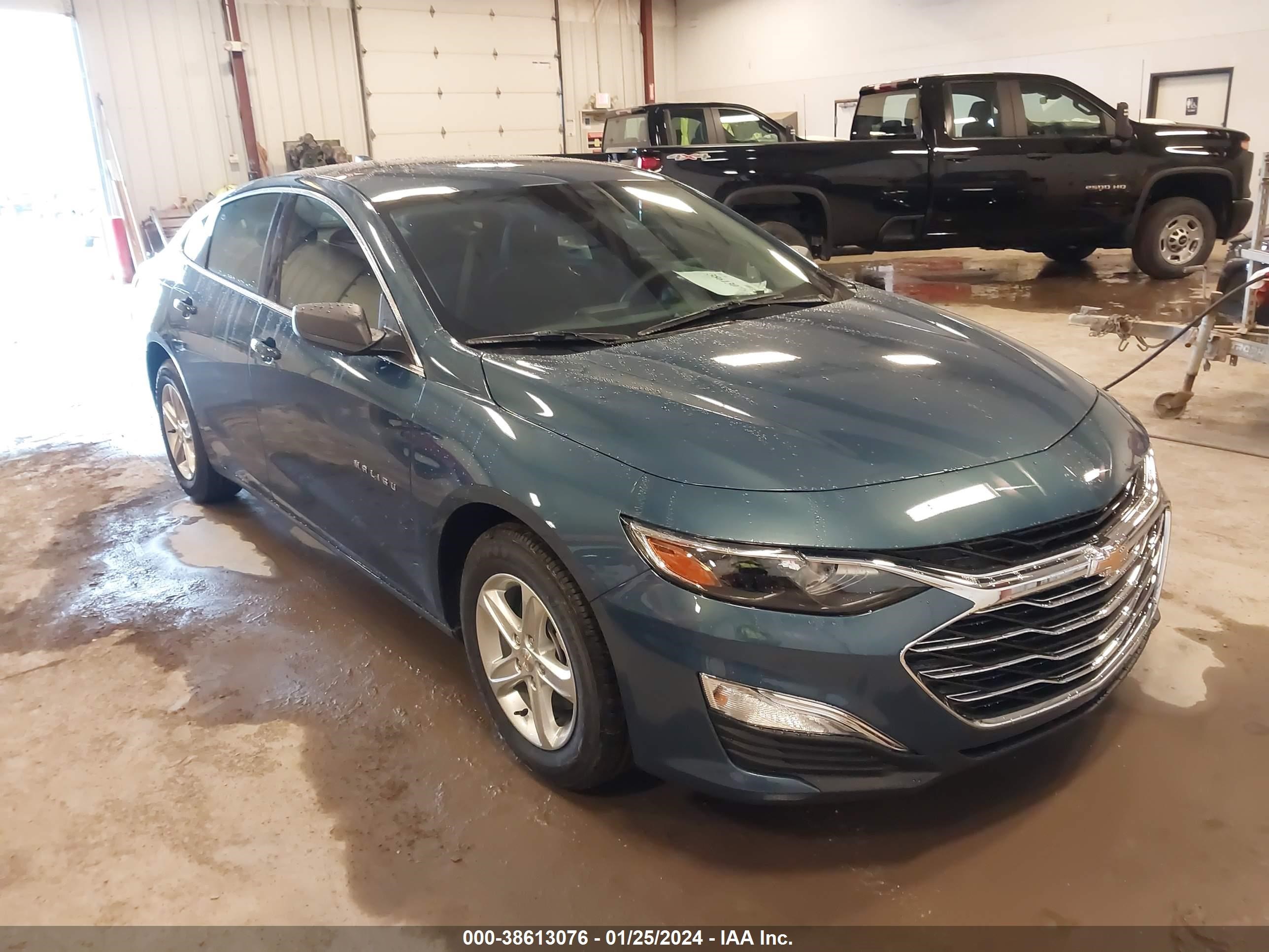 CHEVROLET MALIBU 2024 1g1zd5st8rf150327