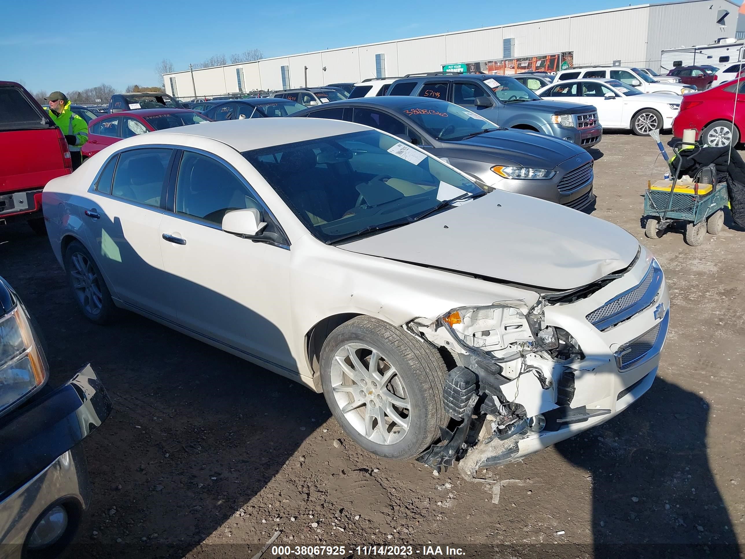 CHEVROLET MALIBU 2011 1g1ze5e10bf253299