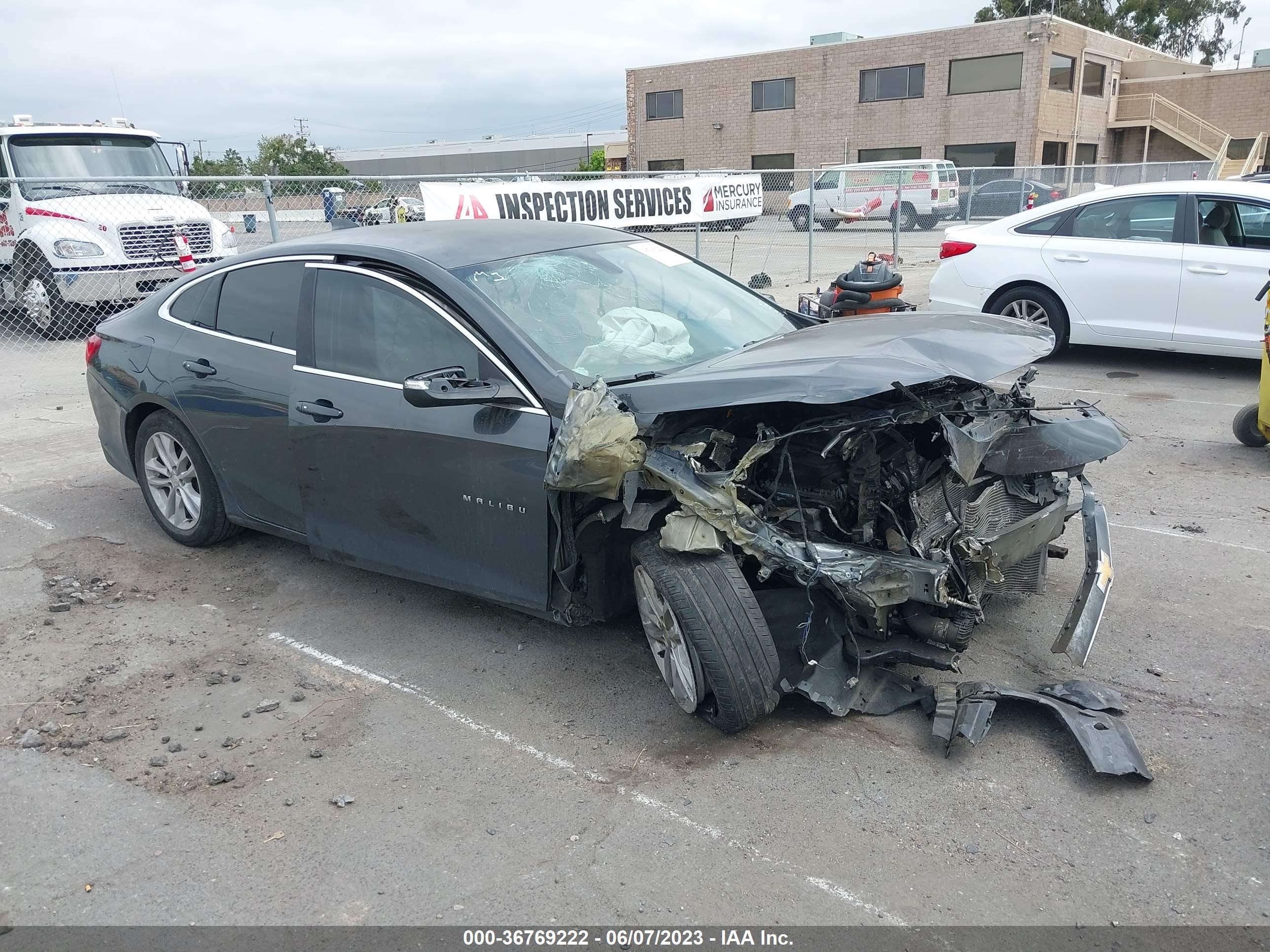 CHEVROLET MALIBU 2016 1g1ze5st0gf183817