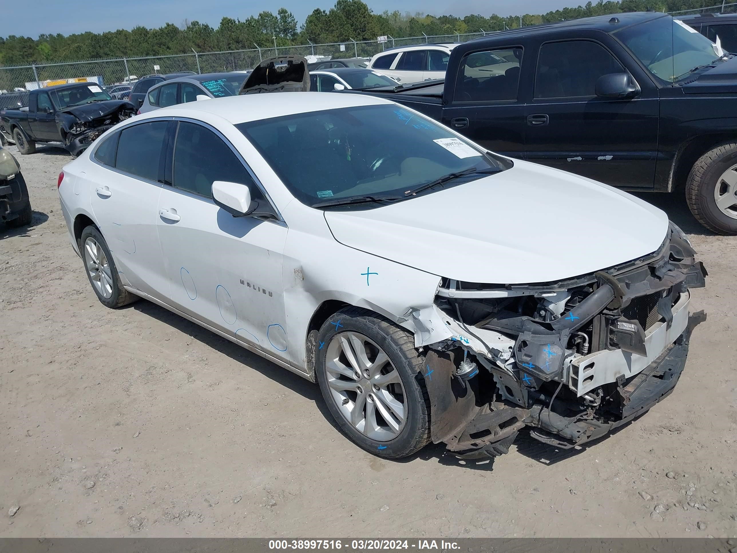 CHEVROLET MALIBU 2017 1g1ze5st0hf217577