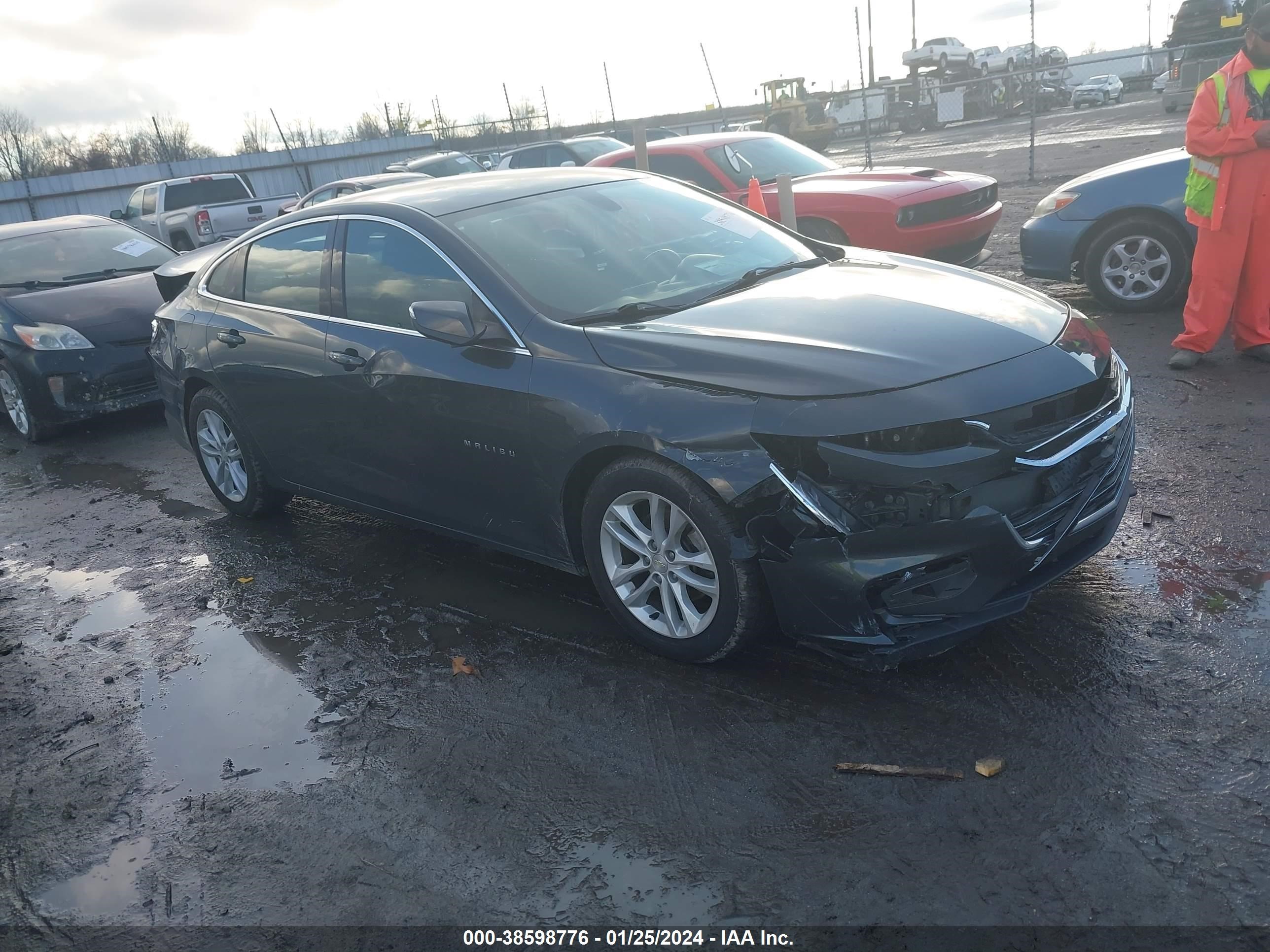 CHEVROLET MALIBU 2017 1g1ze5st1hf168177