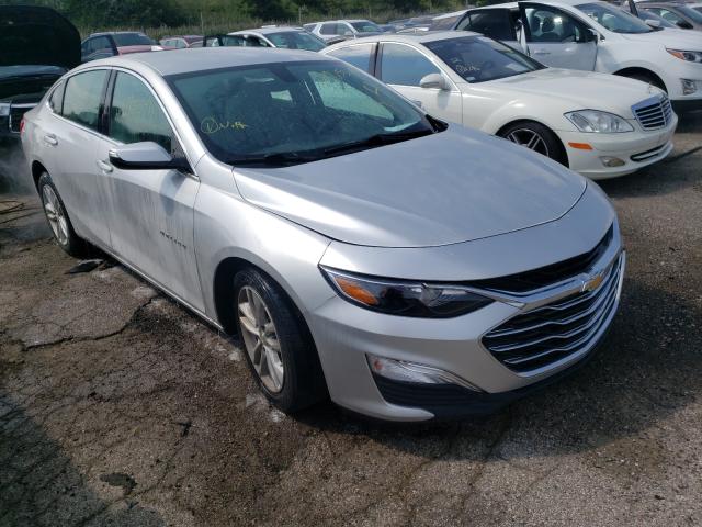 CHEVROLET MALIBU LT 2017 1g1ze5st2hf132563