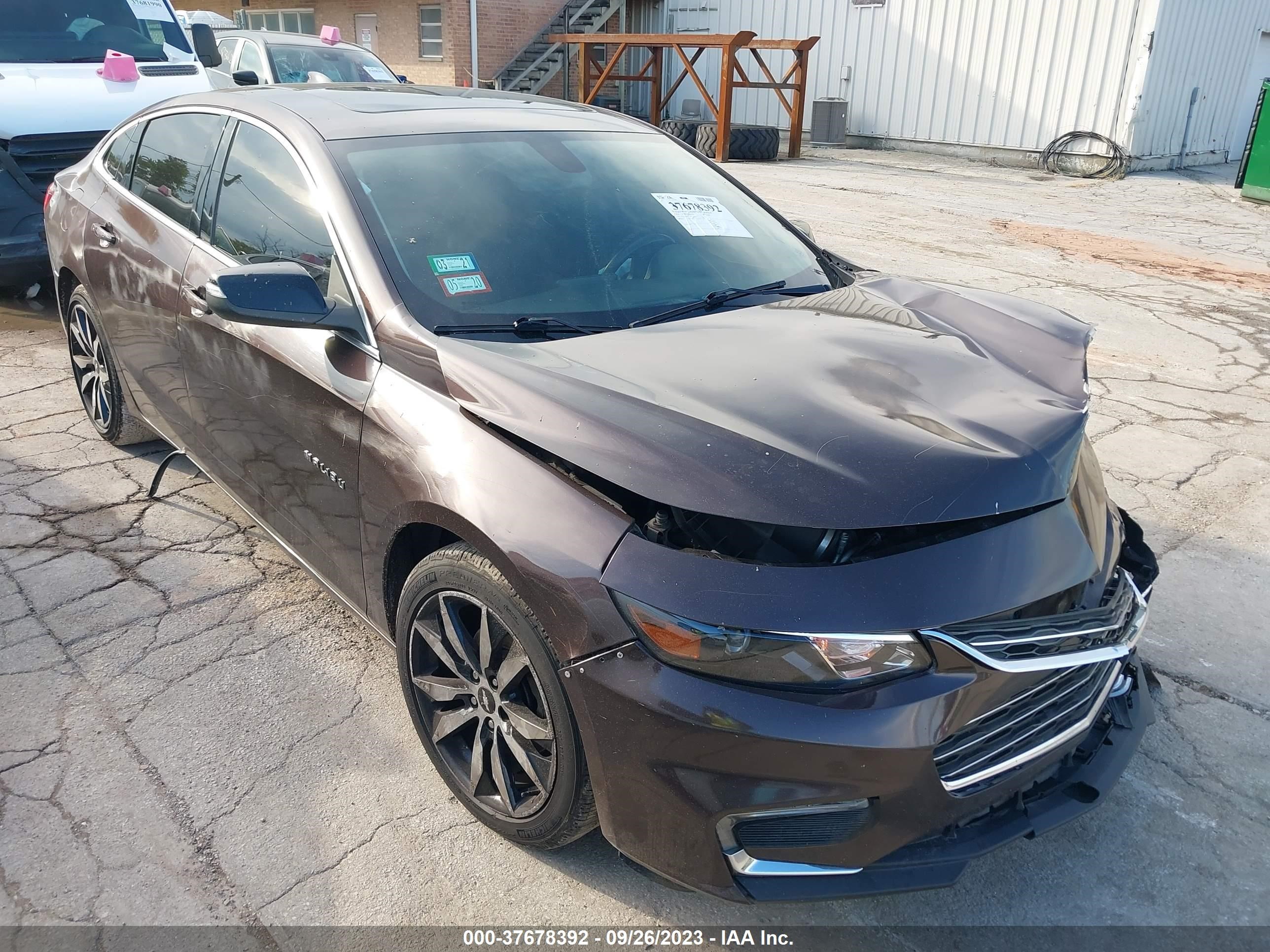 CHEVROLET MALIBU 2016 1g1ze5st4gf244067