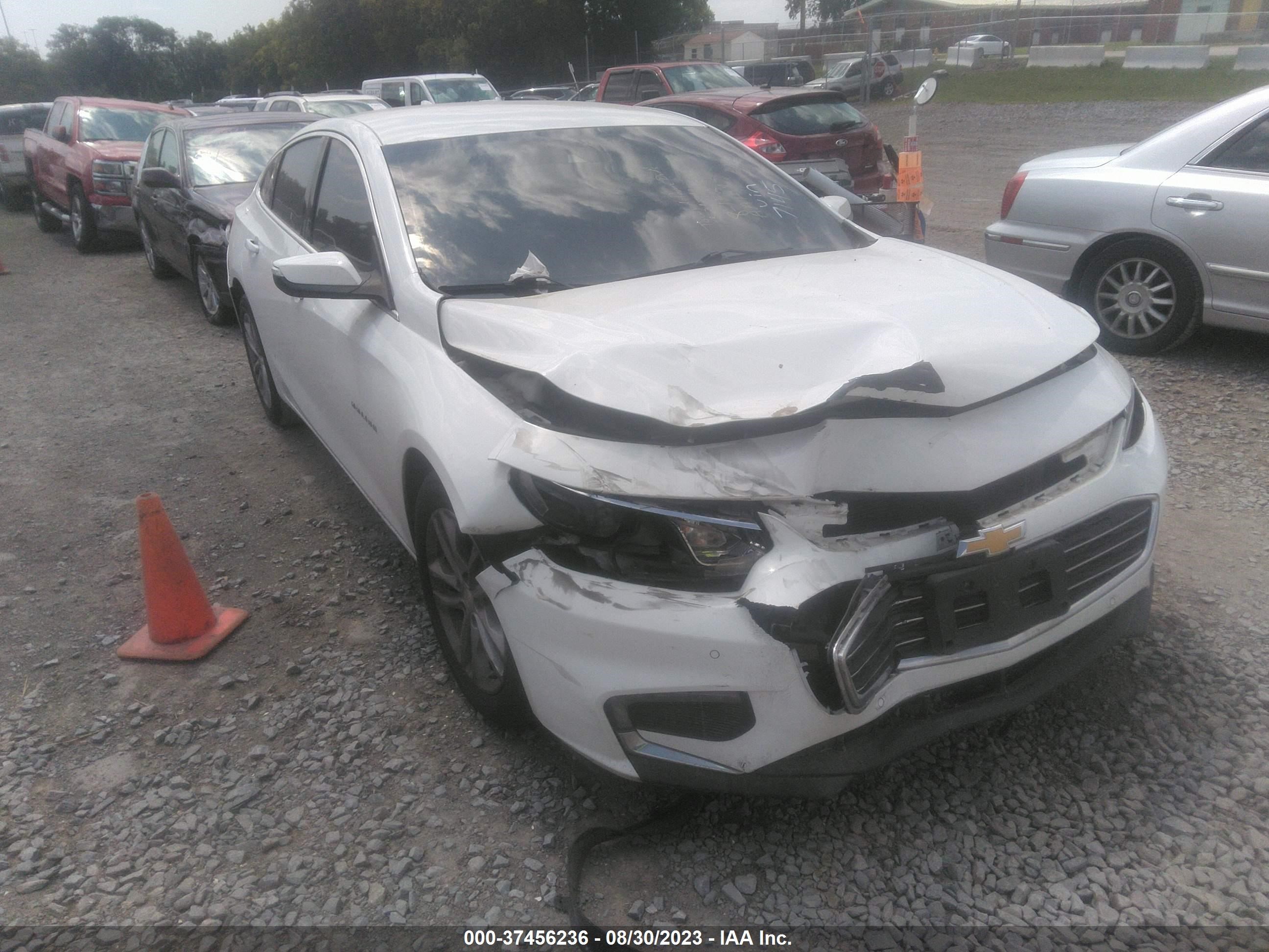 CHEVROLET MALIBU 2016 1g1ze5st8gf257145