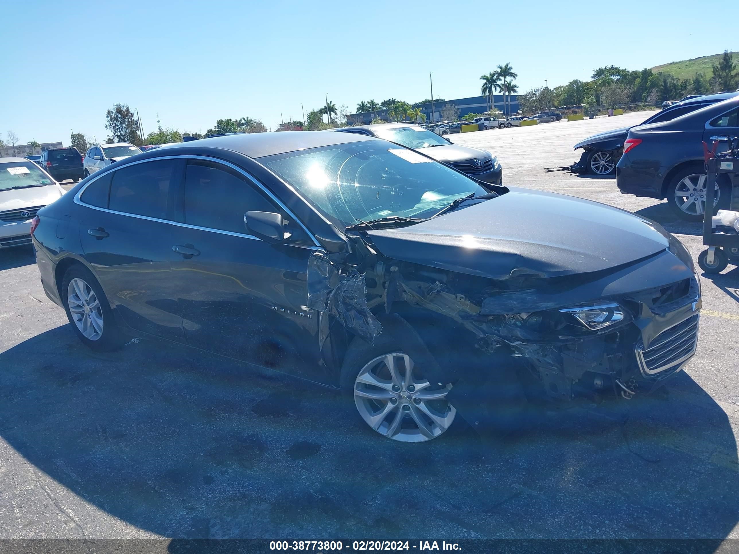 CHEVROLET MALIBU 2017 1g1ze5st8hf184814