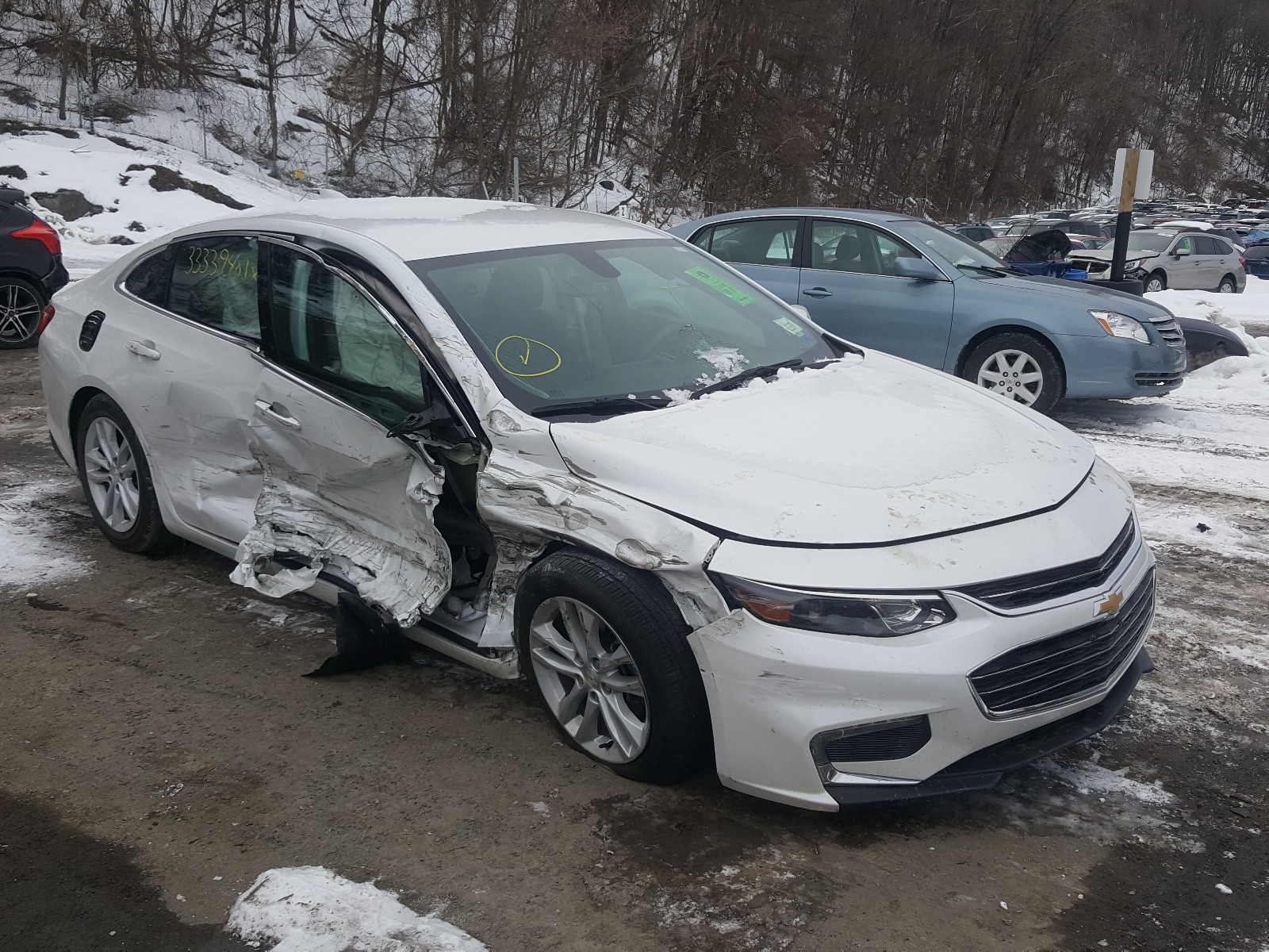 CHEVROLET MALIBU LT 2017 1g1ze5st8hf199474