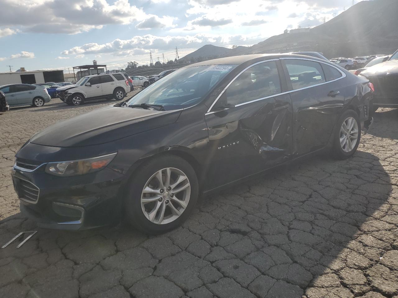 CHEVROLET MALIBU 2016 1g1ze5st9gf323248