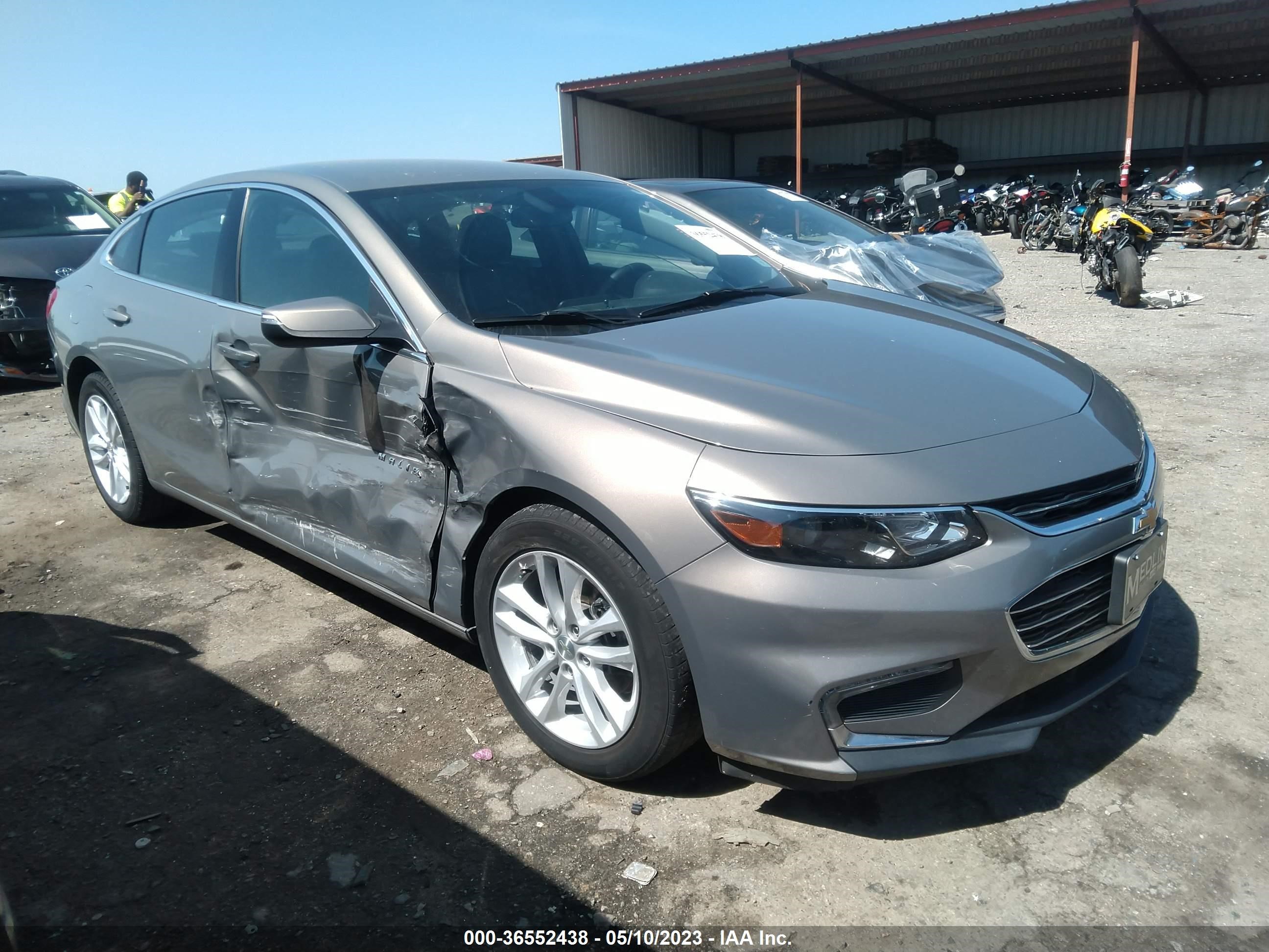 CHEVROLET MALIBU 2017 1g1ze5st9hf181730