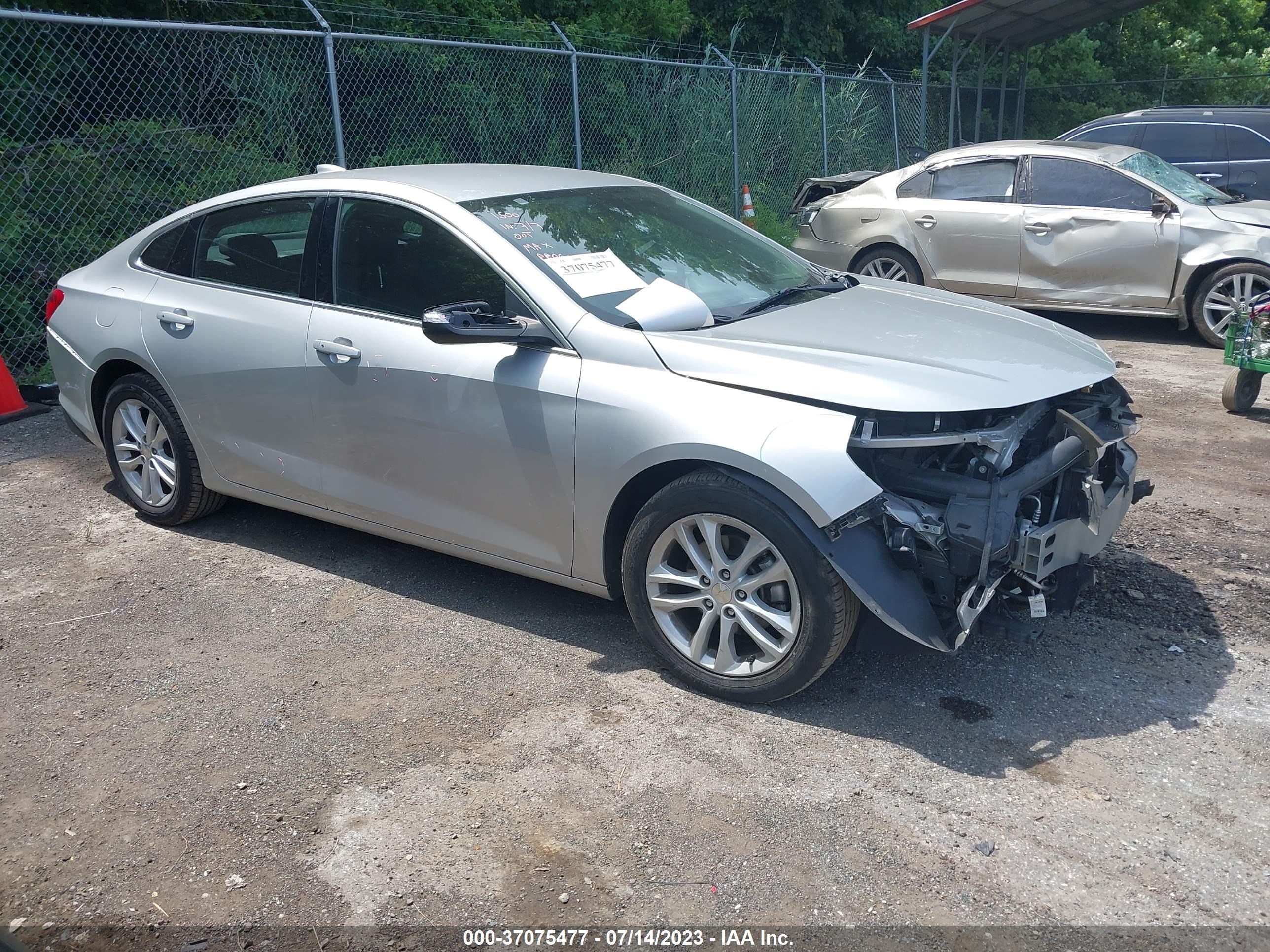 CHEVROLET MALIBU 2017 1g1ze5stxhf207395