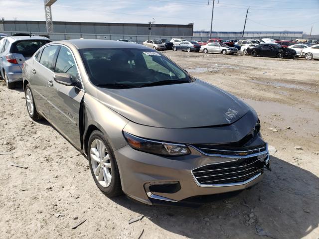 CHEVROLET MALIBU LT 2017 1g1ze5stxhf230353