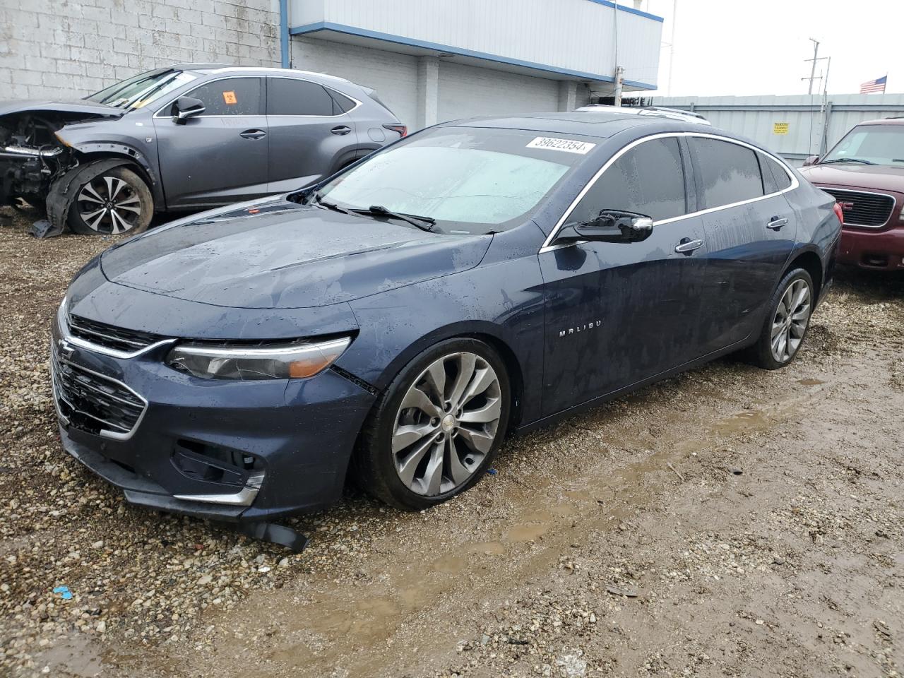 CHEVROLET MALIBU 2018 1g1ze5sx5jf197271