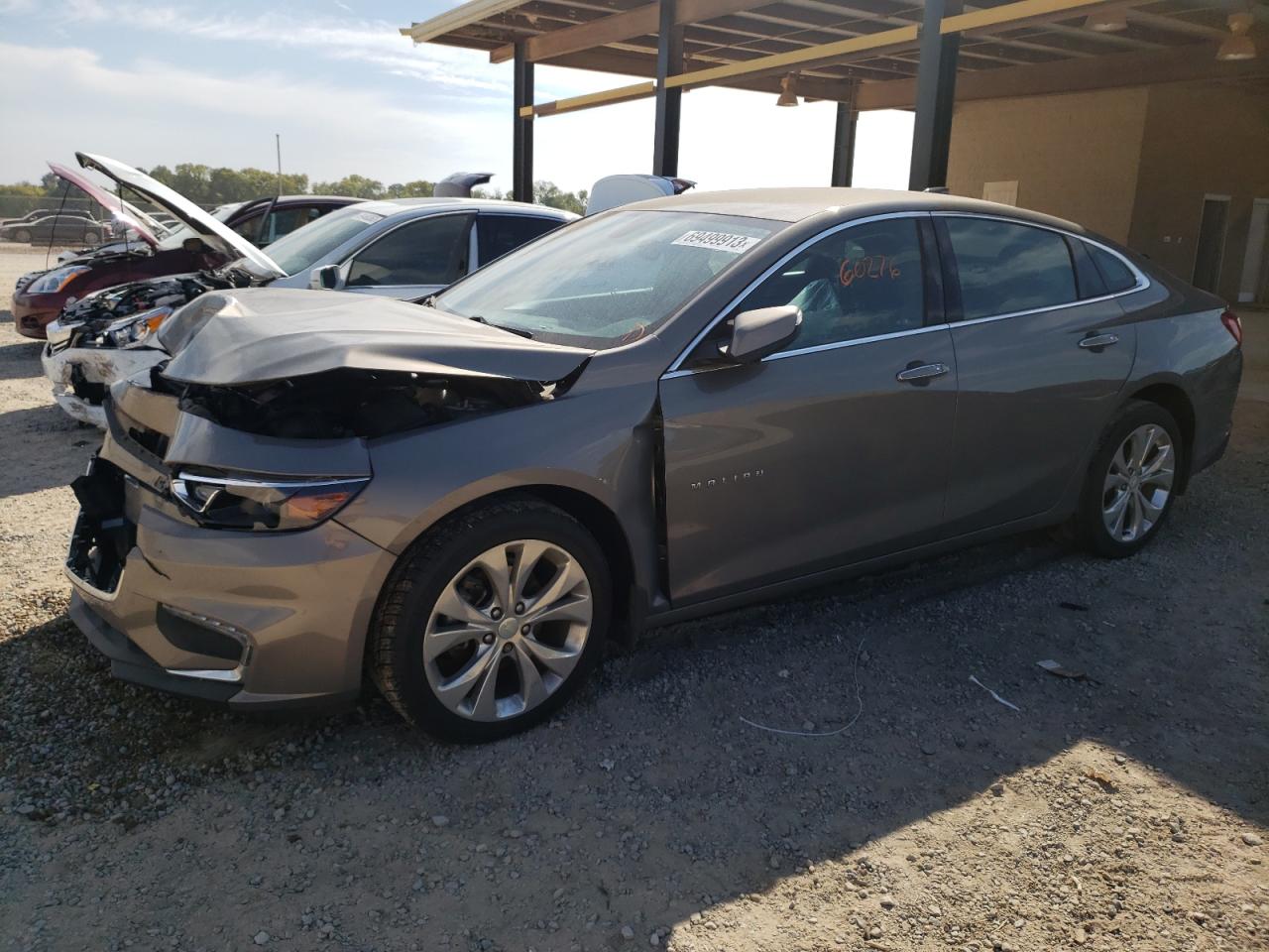 CHEVROLET MALIBU 2018 1g1ze5sx5jf226526